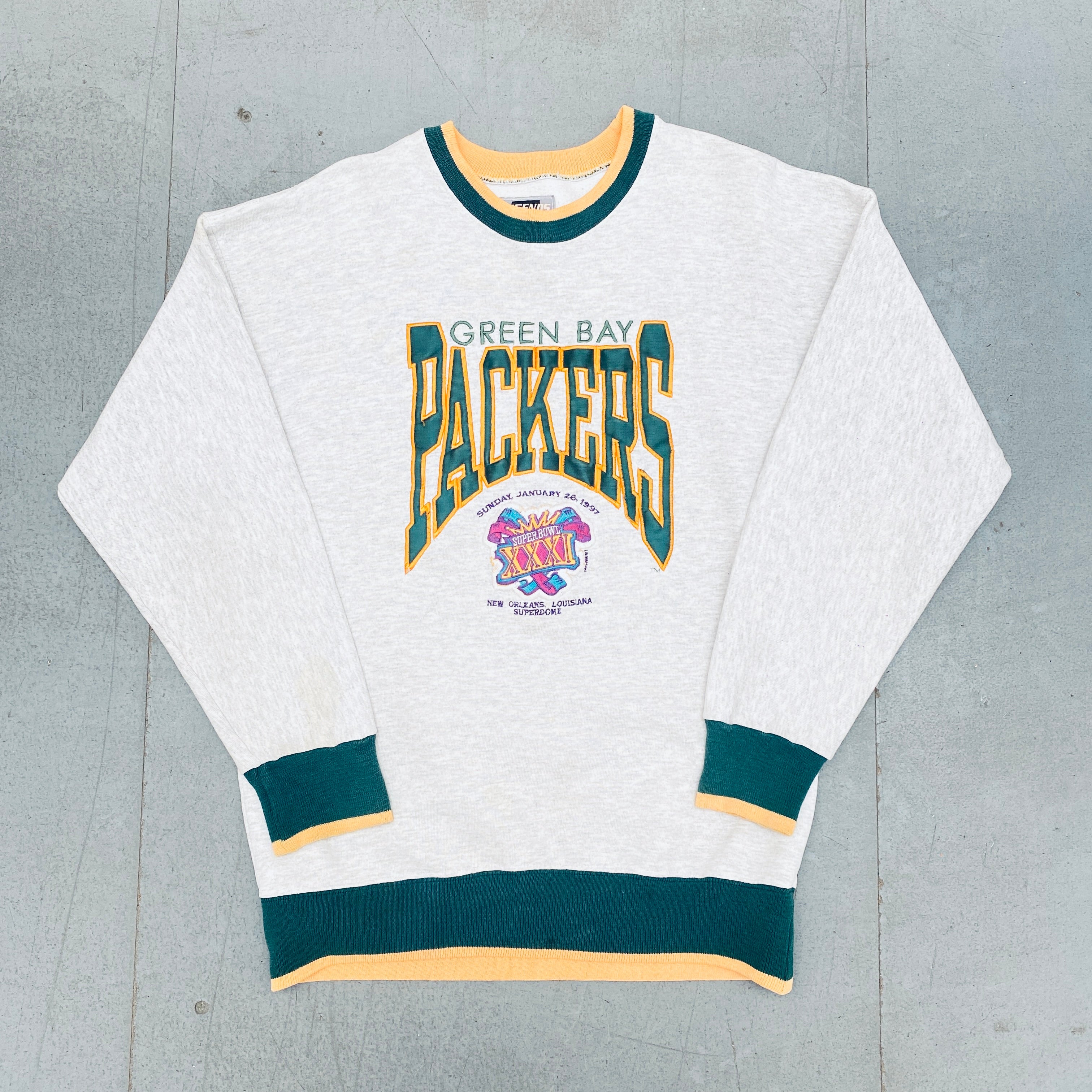 Green Bay Packers 1997 Super Bowl XXXI Champions Embroidered Sweatshirt for Men - Vintage NFL Football Fan Gear for Game Day & Casual Wear