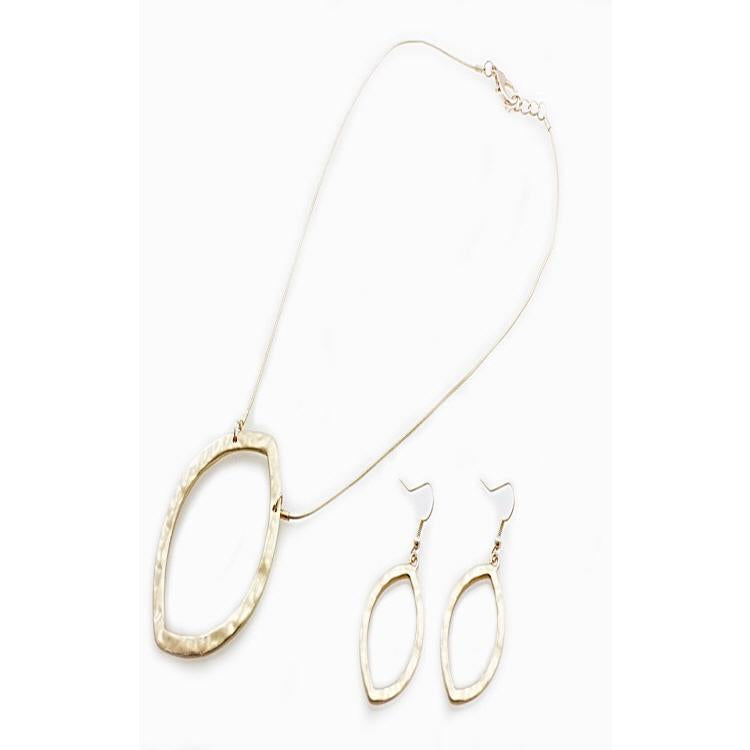 Geometric Necklace Set in Worn Gold - Elegant Layered Jewelry for Women, Perfect for Everyday Wear, Parties & Special Occasions