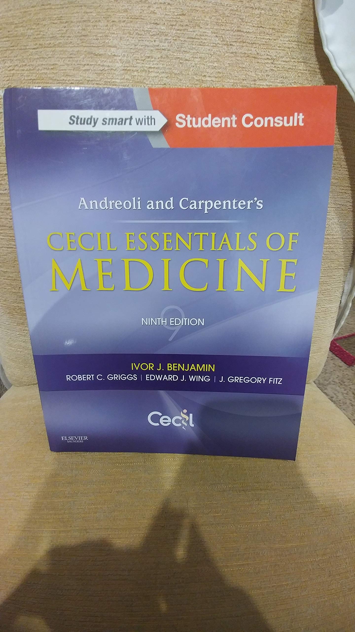 Andreoli and Carpenter's Cecil Essentials of Medicine 9th Edition - Comprehensive Medical Textbook for Students & Professionals | Study Guide & Clinical Reference