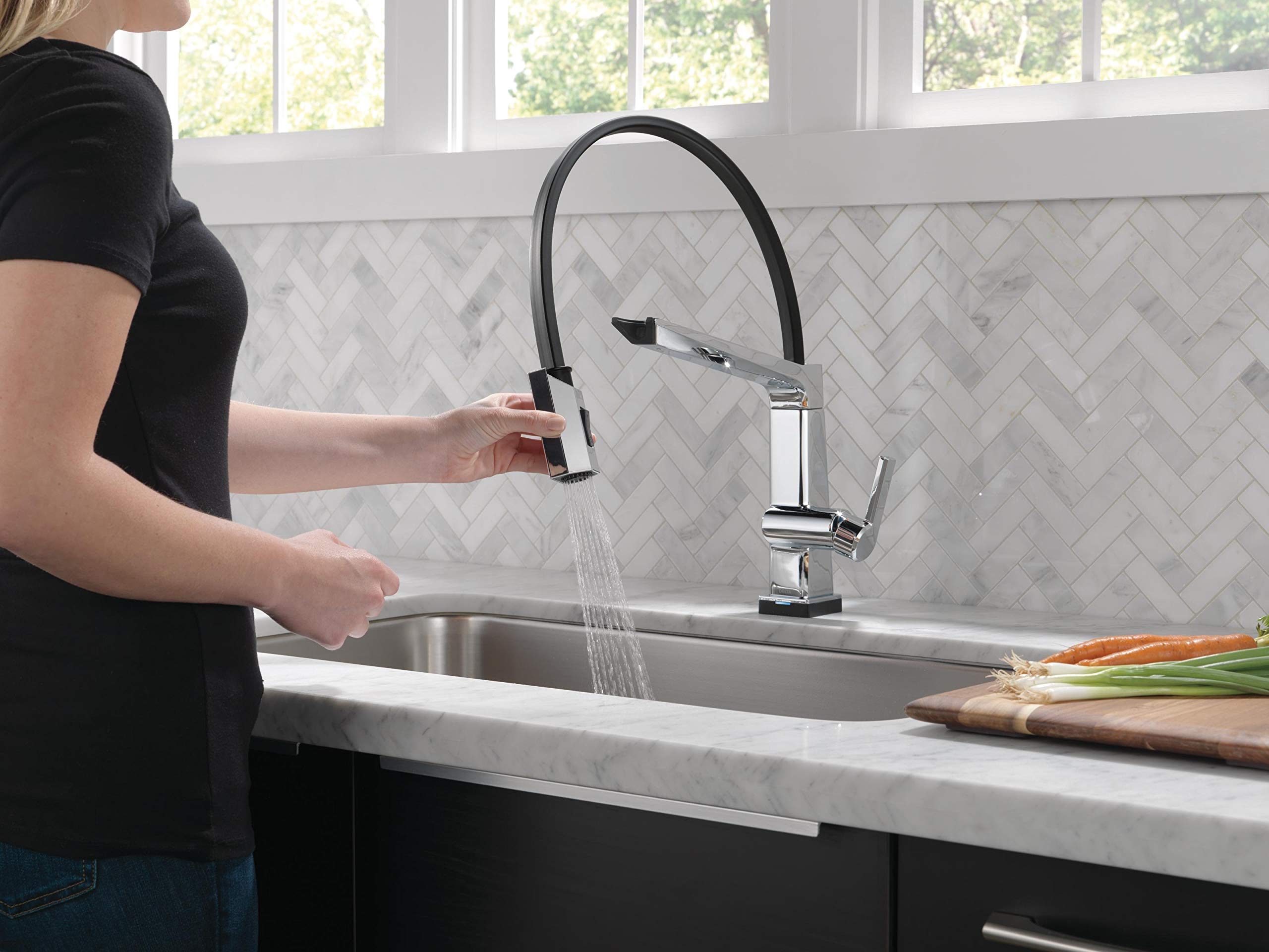 Delta 9693T-DST Chrome Touch2O Kitchen Faucet with Pull Down Sprayer - Modern Pivotal Touch Design for Easy Operation, Ideal for Busy Home Cooks and Professional Chefs