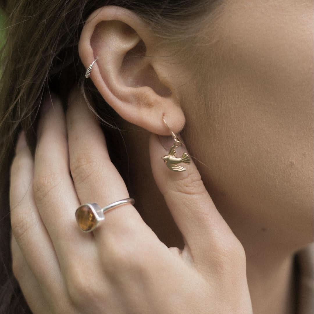 Elegant Rose Gold Bird Earrings for Women - Dainty & Stylish Jewelry Gift for Everyday Wear & Special Occasions