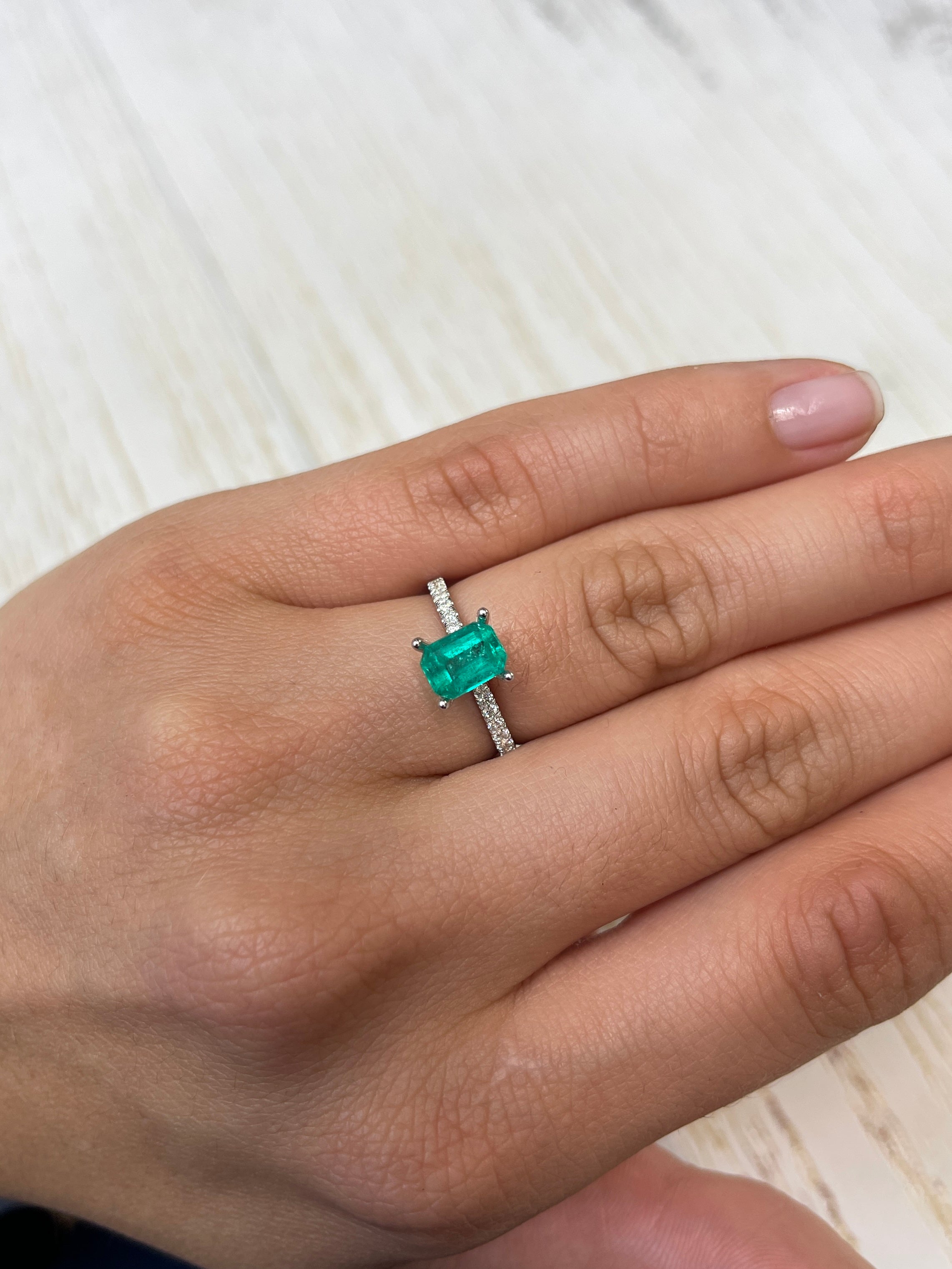 1.31 Carat 8x6mm Loose Colombian Emerald Gemstone - Emerald Cut for Jewelry Making, Engagement Rings & Fine Collections