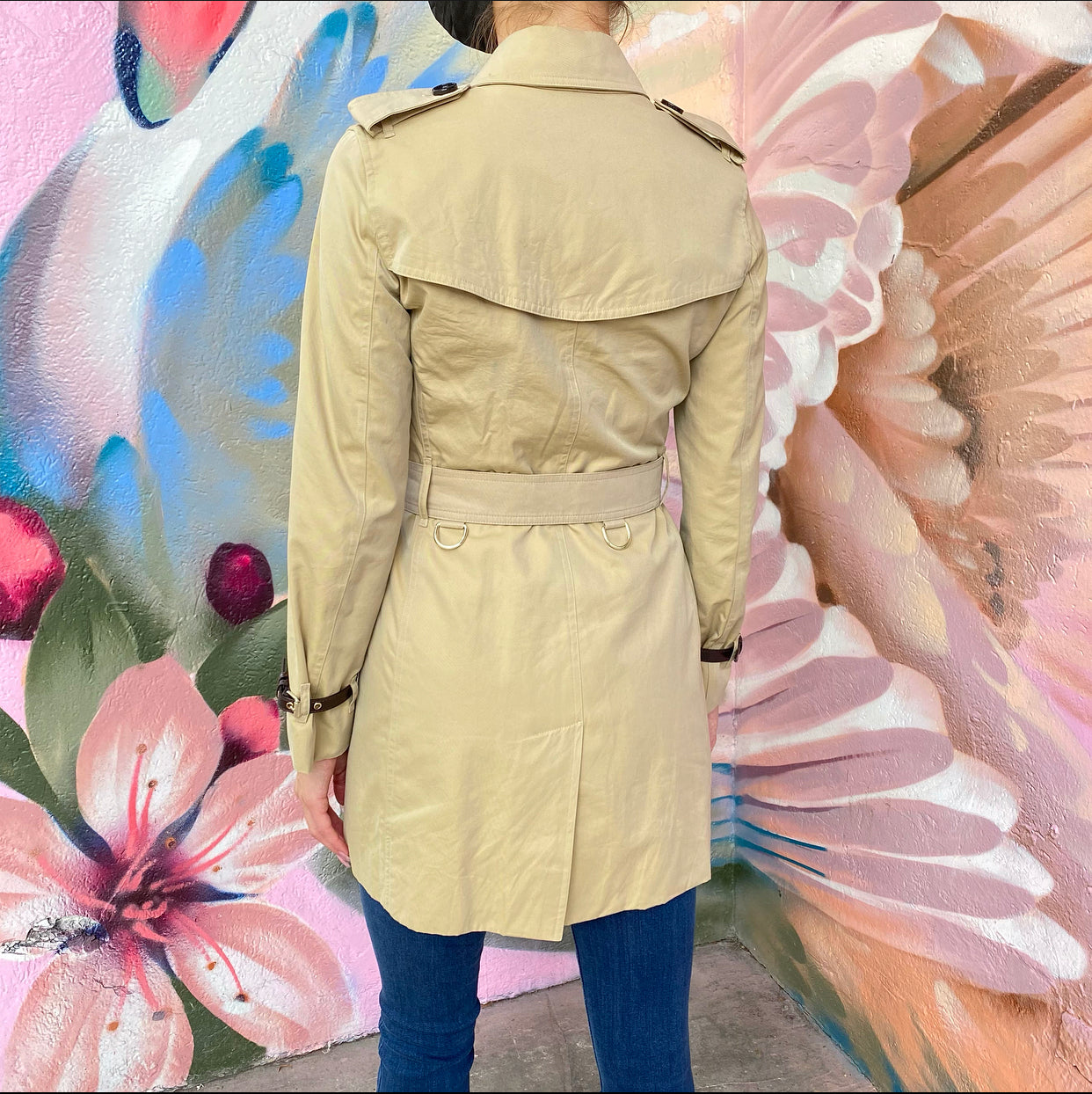 Burberry Short Trench Coat with Leather Cuff Details | Waterproof Outerwear for Women | Perfect for Business, Travel & City Styling in USA