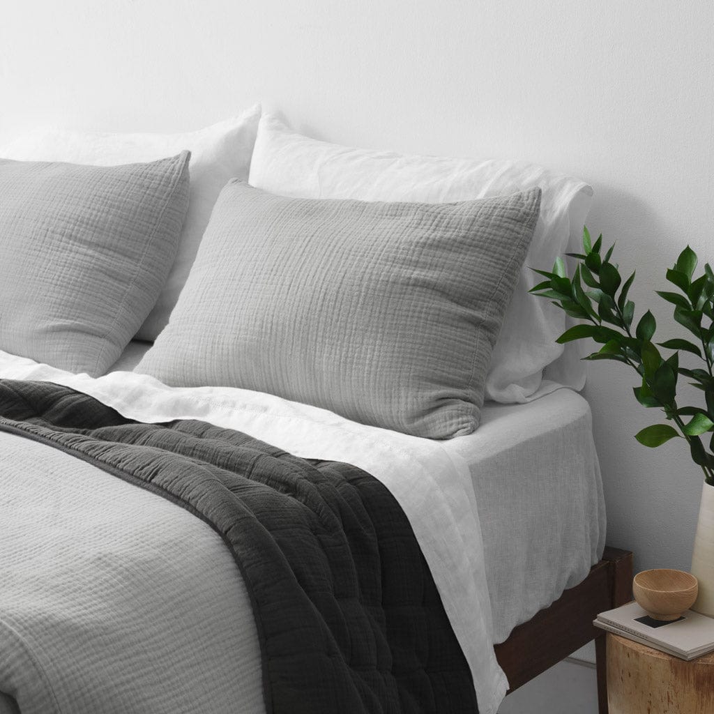 Organic Cotton Gauze Pillow Shams - Soft & Breathable Bedding for a Comfortable Sleep - Perfect for Home, Hotel, and Guest Room Decor