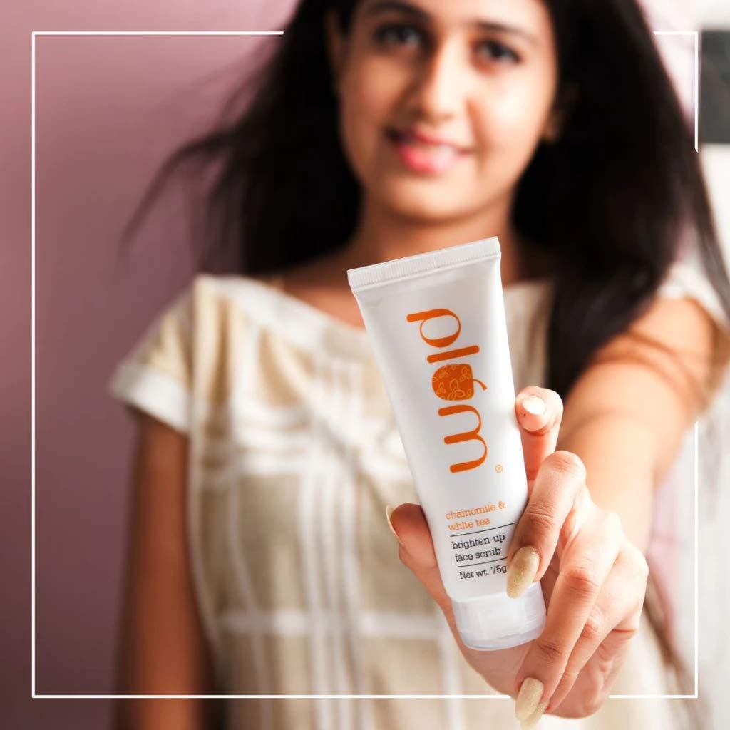 Plum Chamomile & White Tea Brightening Face Scrub - Gentle Exfoliator for Normal & Combination Skin | Detanning & Skin Brightening Treatment | 75ml | Perfect for Morning Skincare Routine & Pre-Makeup Prep