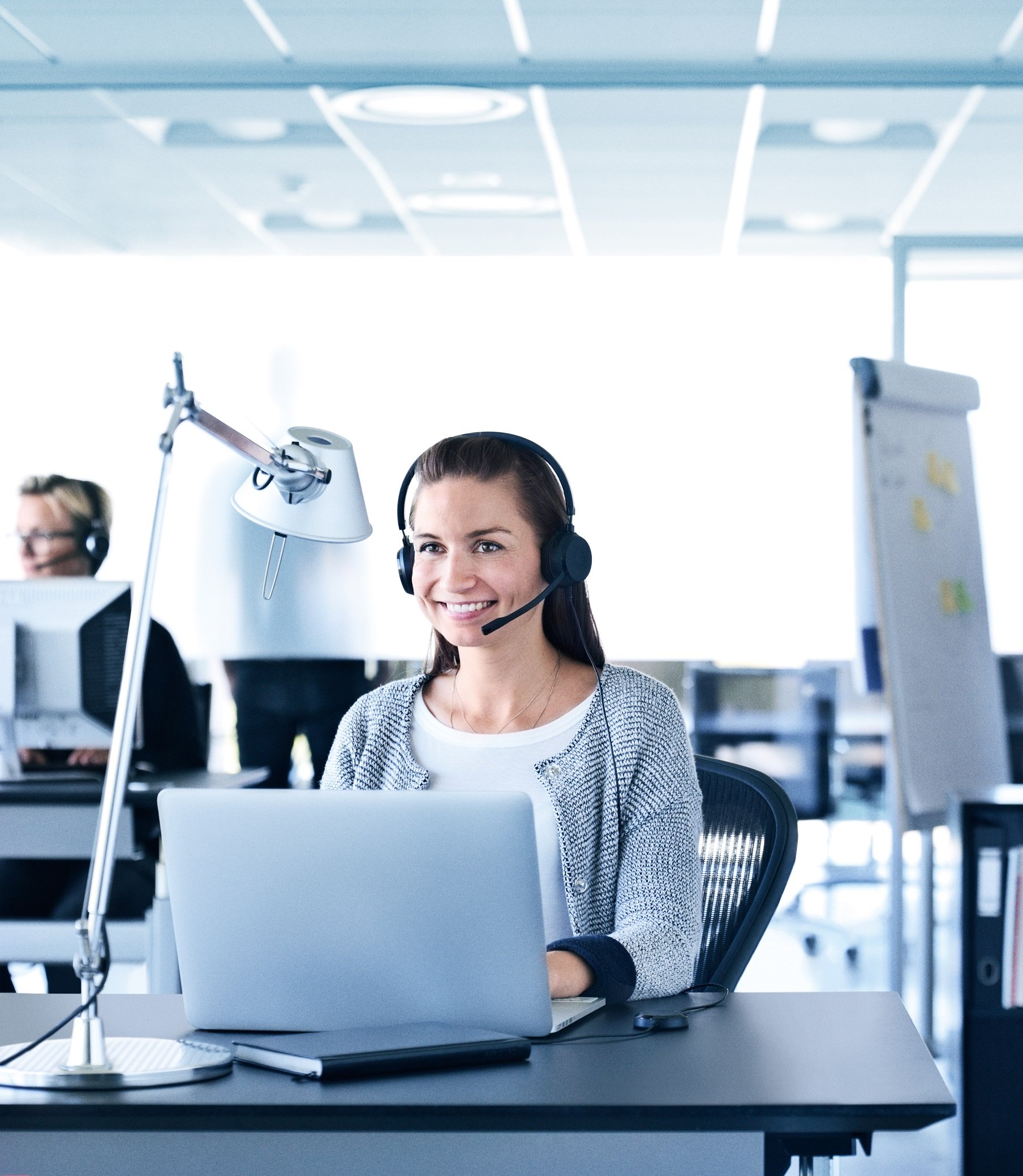 Jabra Evolve 20 UC Stereo Wired Headset with Microphone - Noise Cancelling Office Headphones for Calls & Music (Black) - Perfect for Remote Work, Video Conferencing & PC Gaming