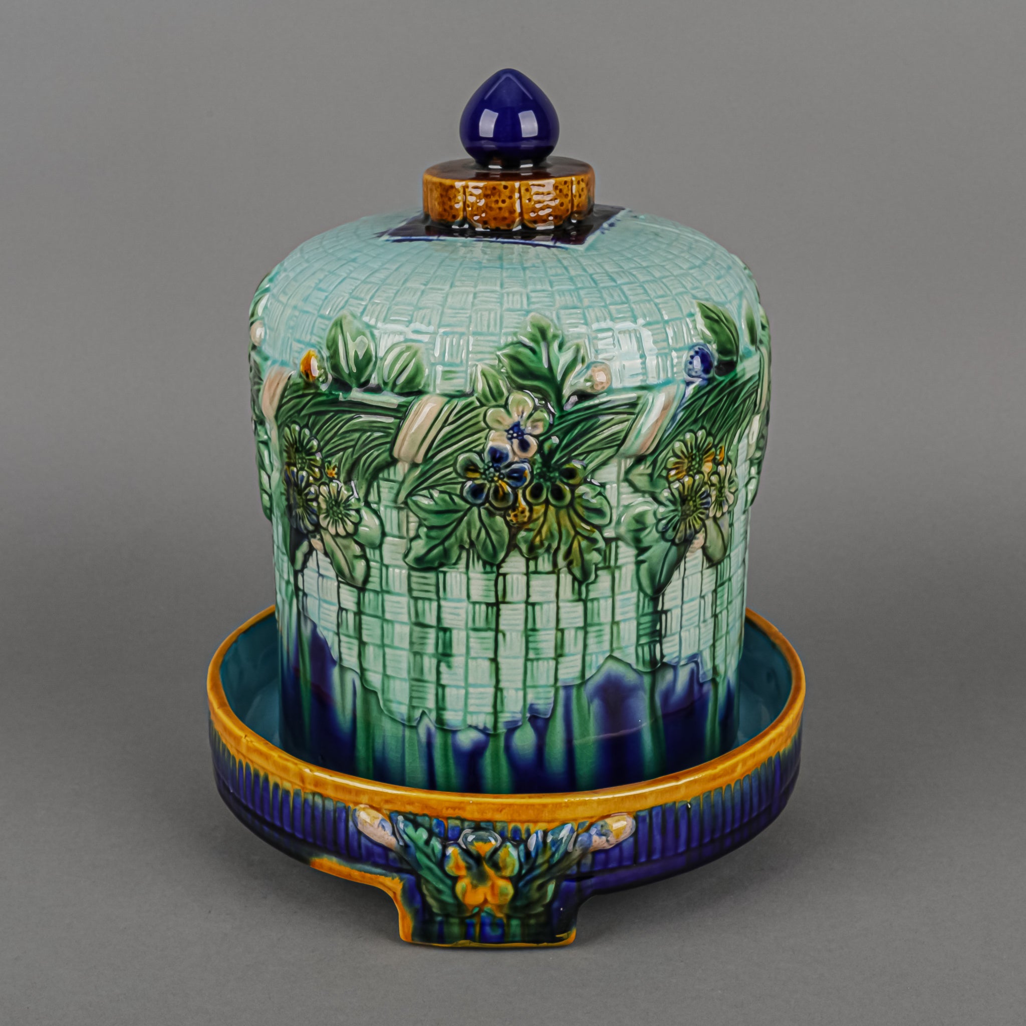 Antique Majolica Cheese Dome and Stand - Handcrafted Embossed Basketweave Design - Perfect for Cheese Serving, Charcuterie Boards & Vintage Kitchen Decor