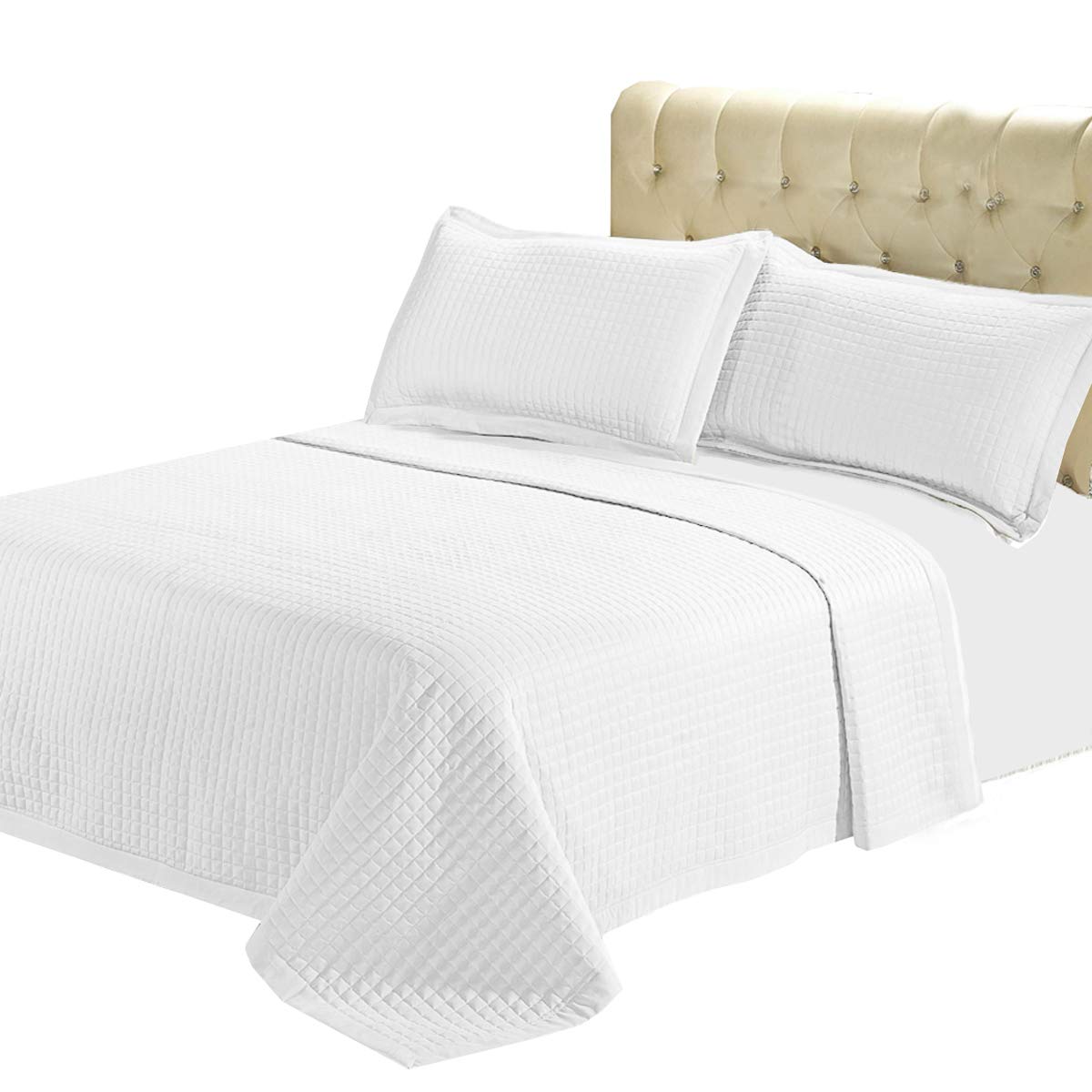 7-Piece California King Bedspread Set - White Checkered Quilted Wrinkle-Free Microfiber Bedding with 3-Piece Coverlet & 4-Piece Sheet Set - Perfect for Master Bedroom, Guest Room & Vacation Homes