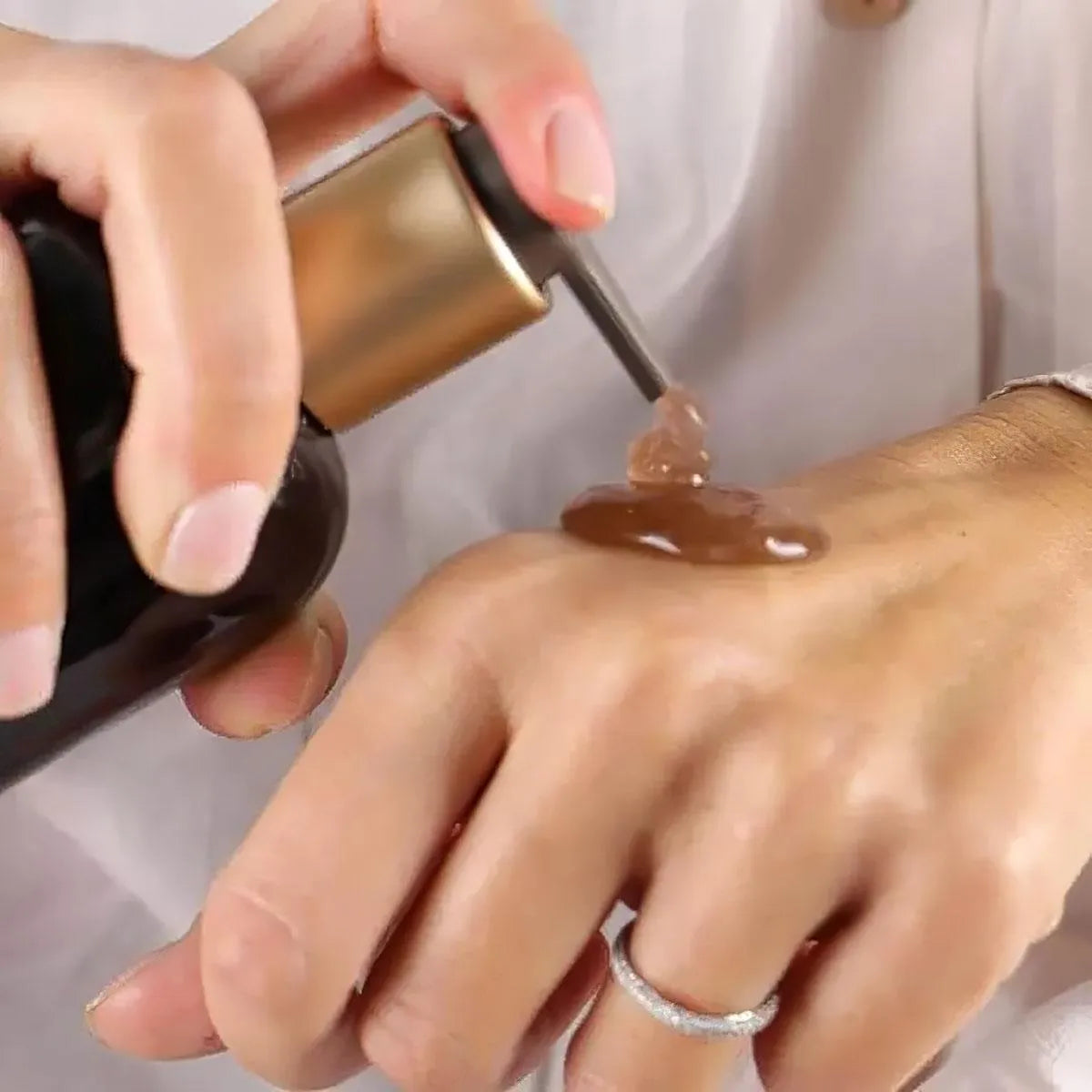 Intense Volumizing Mud Shampoo for Thick & Full Hair - Deep Cleansing & Nourishing Formula for Fine, Flat Hair - Perfect for Daily Use & Salon-Like Volume at Home