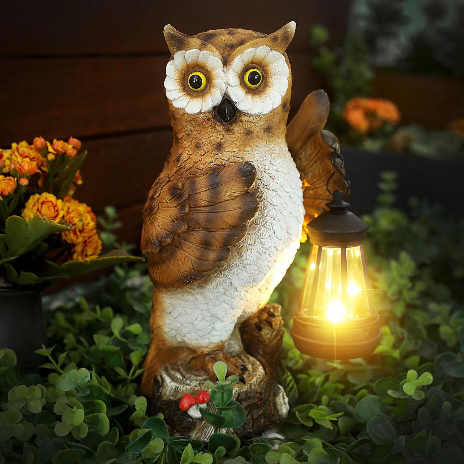 Solar Powered Owl Garden Statue - Outdoor Solar Lantern Decor for Patio, Balcony, Yard & Lawn - Unique Gift for Women & Mom - Perfect for Garden Lighting & Nighttime Ambiance