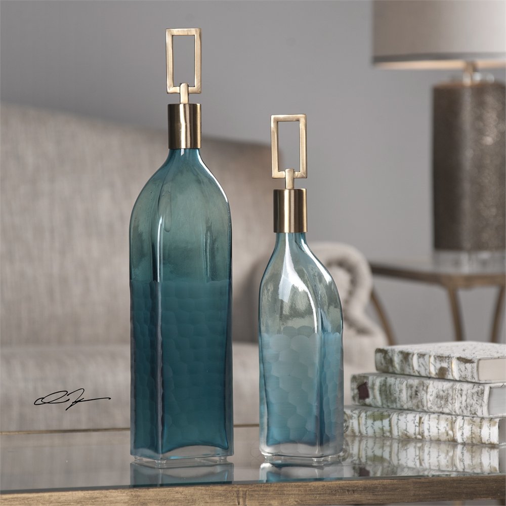Set of 2 Textured Teal Glass Bottles with Coffee Bronze Metal Stoppers (15-19 oz) - Perfect for Olive Oil, Vinegar Storage & Kitchen Decor