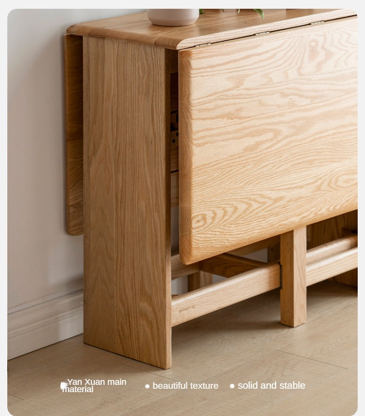 **Solid Oak Wood Extendable Dining Table - Expandable for 6 to 8 Seats - Perfect for Small Spaces & Entertaining Guests**