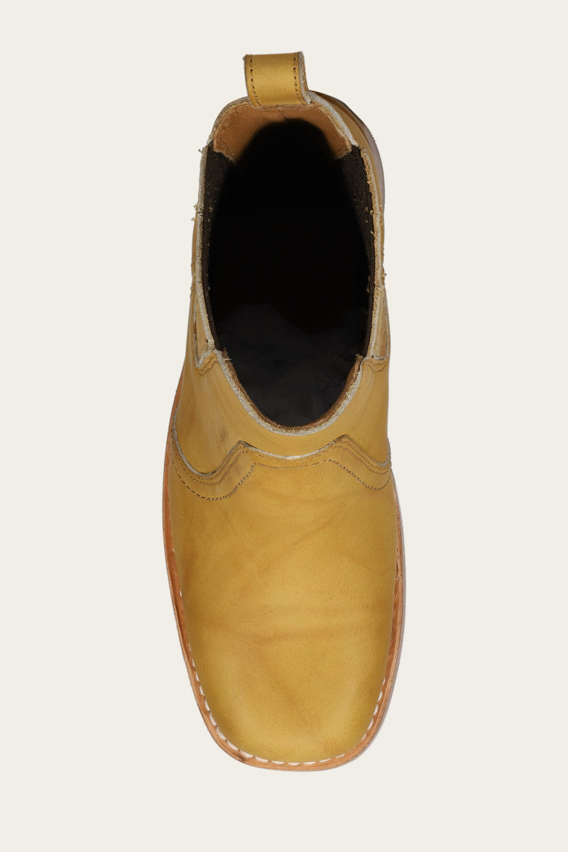 Vintage Campus Chelsea Boots - Eco-Friendly Pre-Owned Leather Ankle Boots for Women | Perfect for Fall Fashion, Casual Outfits & Sustainable Wardrobe
