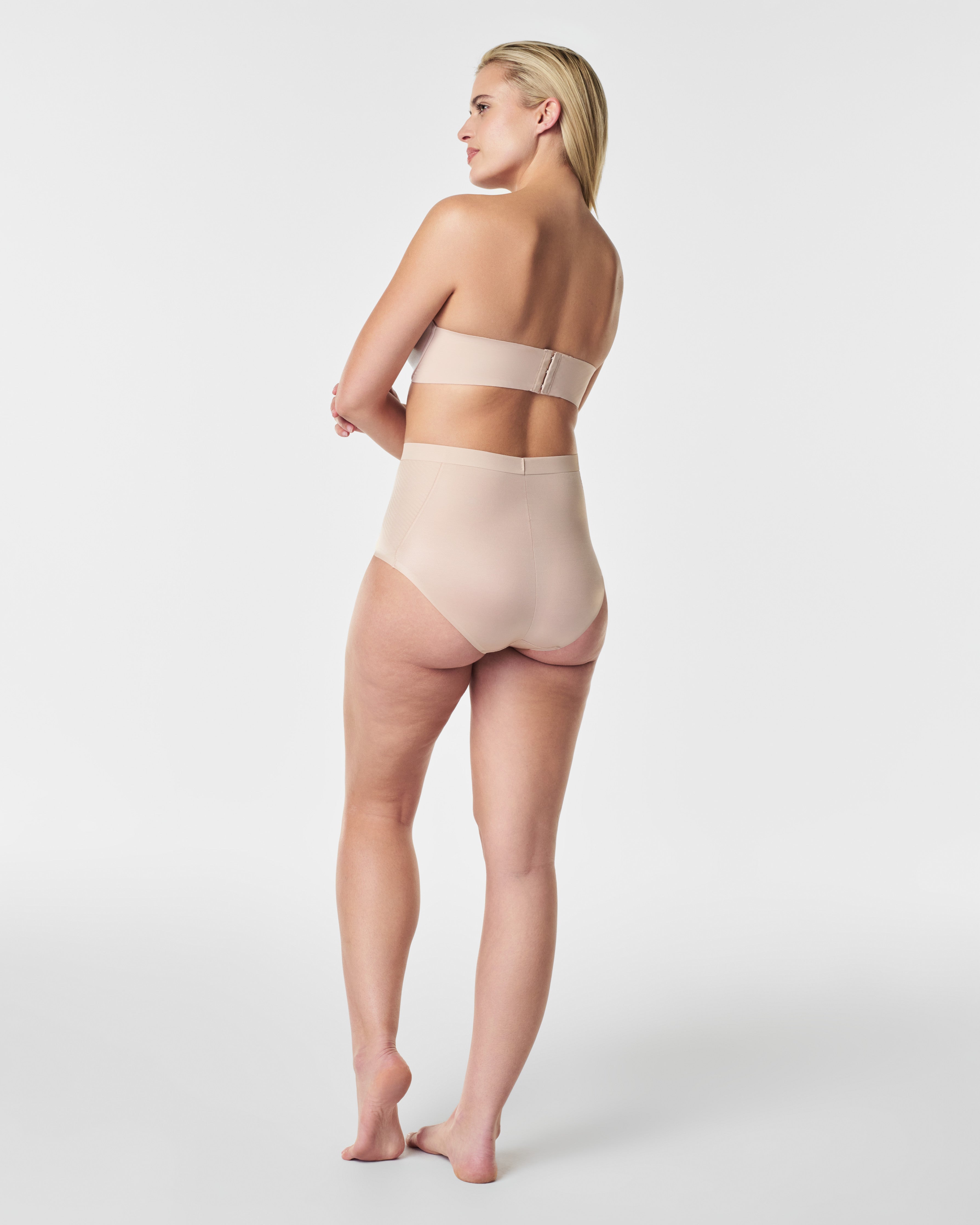 SPANX Smooth™ Strapless Bra - Seamless Lift & Comfort for Women | Perfect for Wedding Dresses, Evening Gowns & Formal Wear