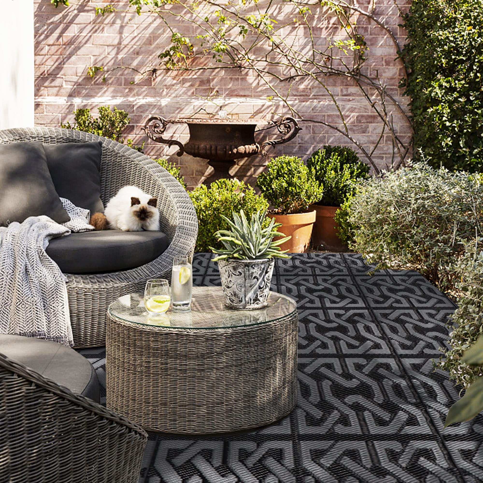Reversible Outdoor Patio Rugs - 9'x12' Plastic Straw Floor Mat for RV, Deck, Backyard, Camping & Trailer - Modern Chain Black & Grey Design - Waterproof & Durable for All Weather Use