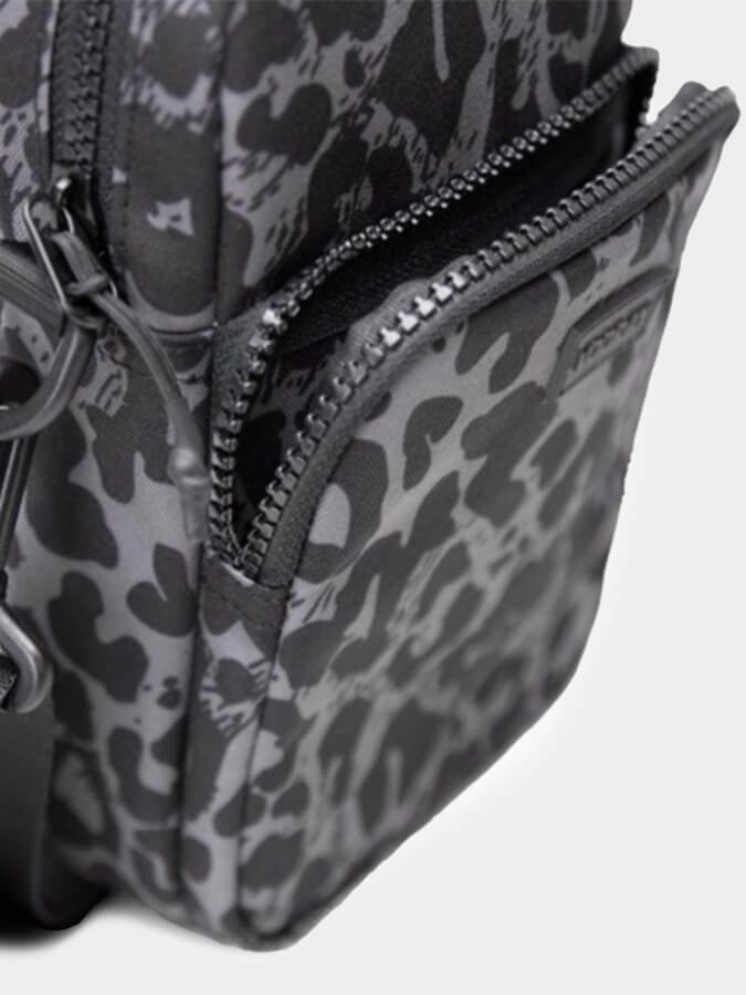 Vooray Core Crossbody Bag - Stylish & Lightweight for Women, Perfect for Travel, Gym & Everyday Use