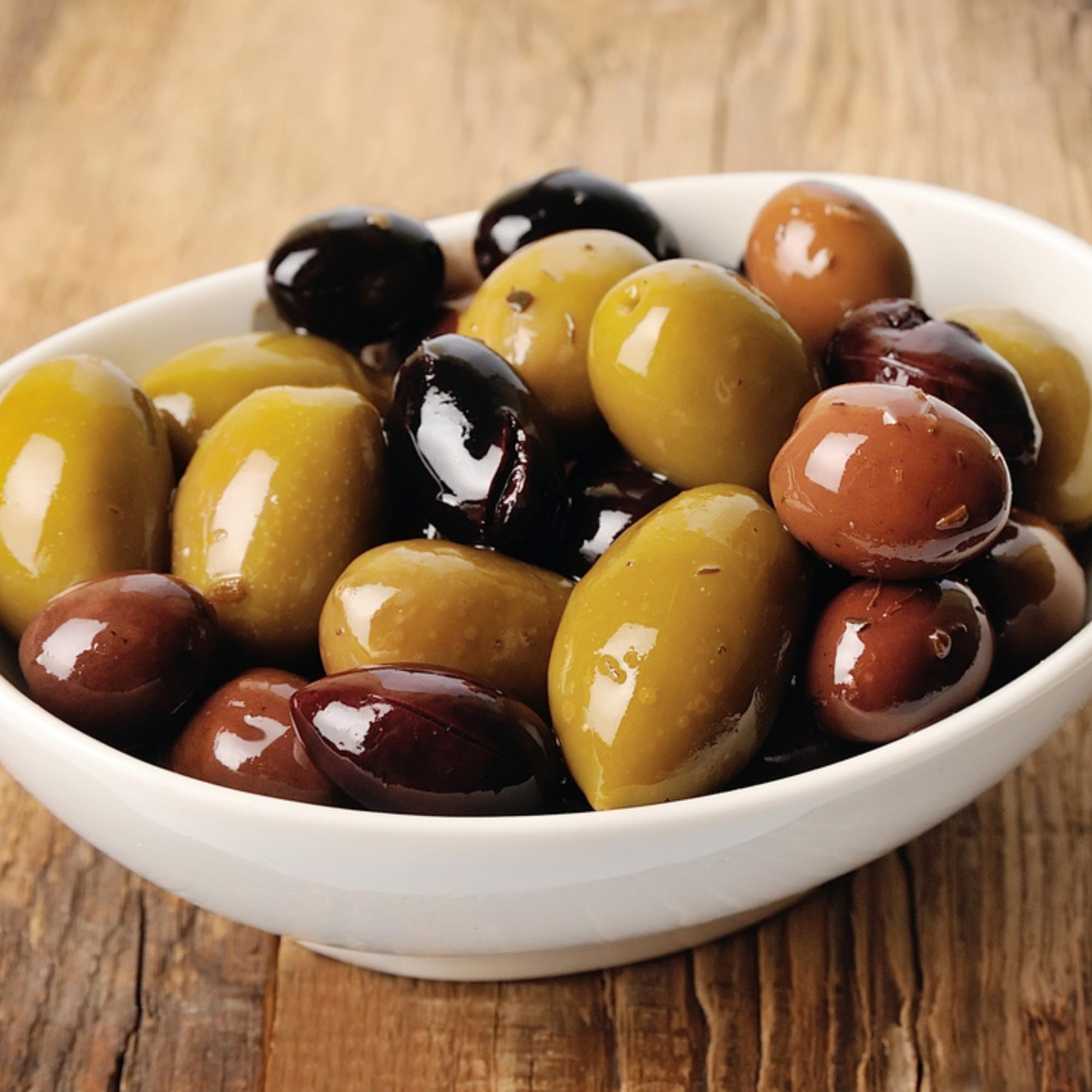 Sanniti Italian Country Mix Olives - Premium Gourmet Olives in Brine, 20.5 oz Jar - Perfect for Charcuterie Boards, Salads & Mediterranean Recipes
