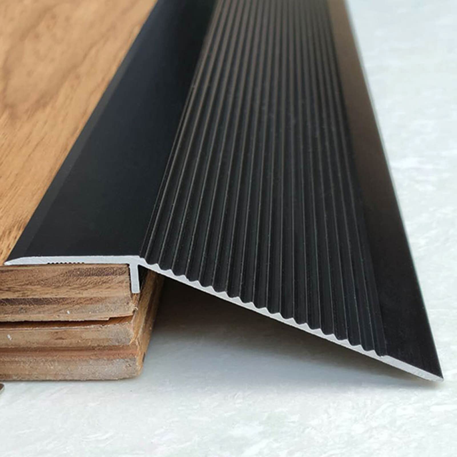 Extra Wide 10cm Black Transition Strips for Vinyl Flooring - Aluminum Threshold Reducer for Doorways, Carpet to Tile Edging Trim (110cm/125cm/135cm Length Options) - Perfect for Home Renovation & Flooring Projects