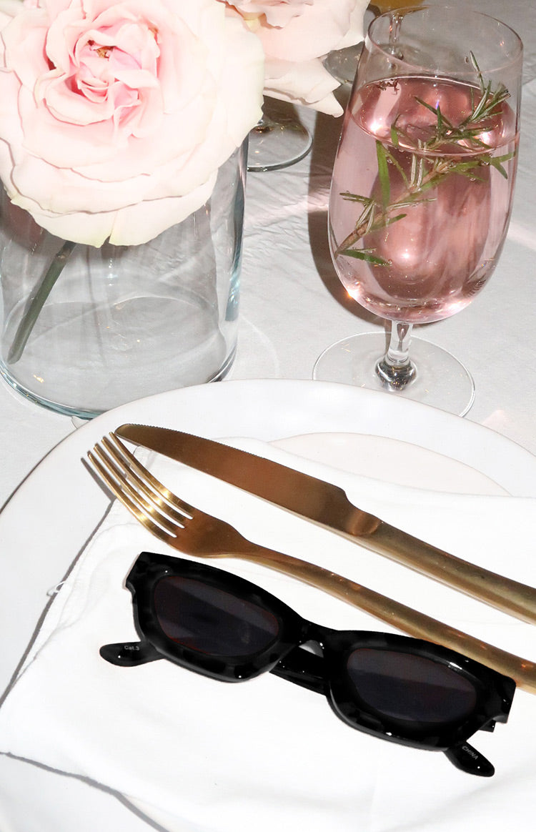 Stylish Black Slimline Sunglasses for Men & Women - UV Protection Polarized Shades for Driving, Outdoor Sports & Fashion