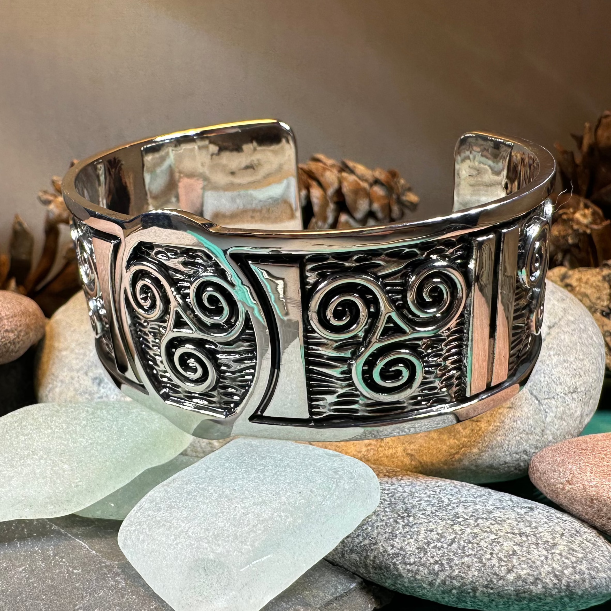 Celtic Triskelion Bracelet for Women - Handmade Adjustable Knotwork Bangle with Spiritual Symbol - Perfect for Yoga, Meditation & Boho Fashion
