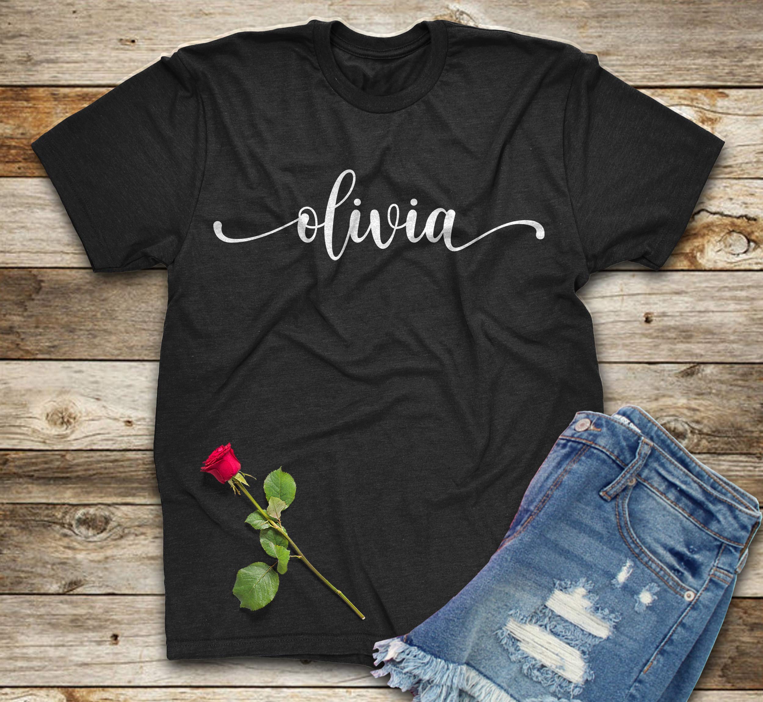 Custom Name Shirt - Personalized Grandma, Aunt, Best Friend & Sister T-Shirt - Perfect for Family Reunions, Birthday Gifts & Special Occasions