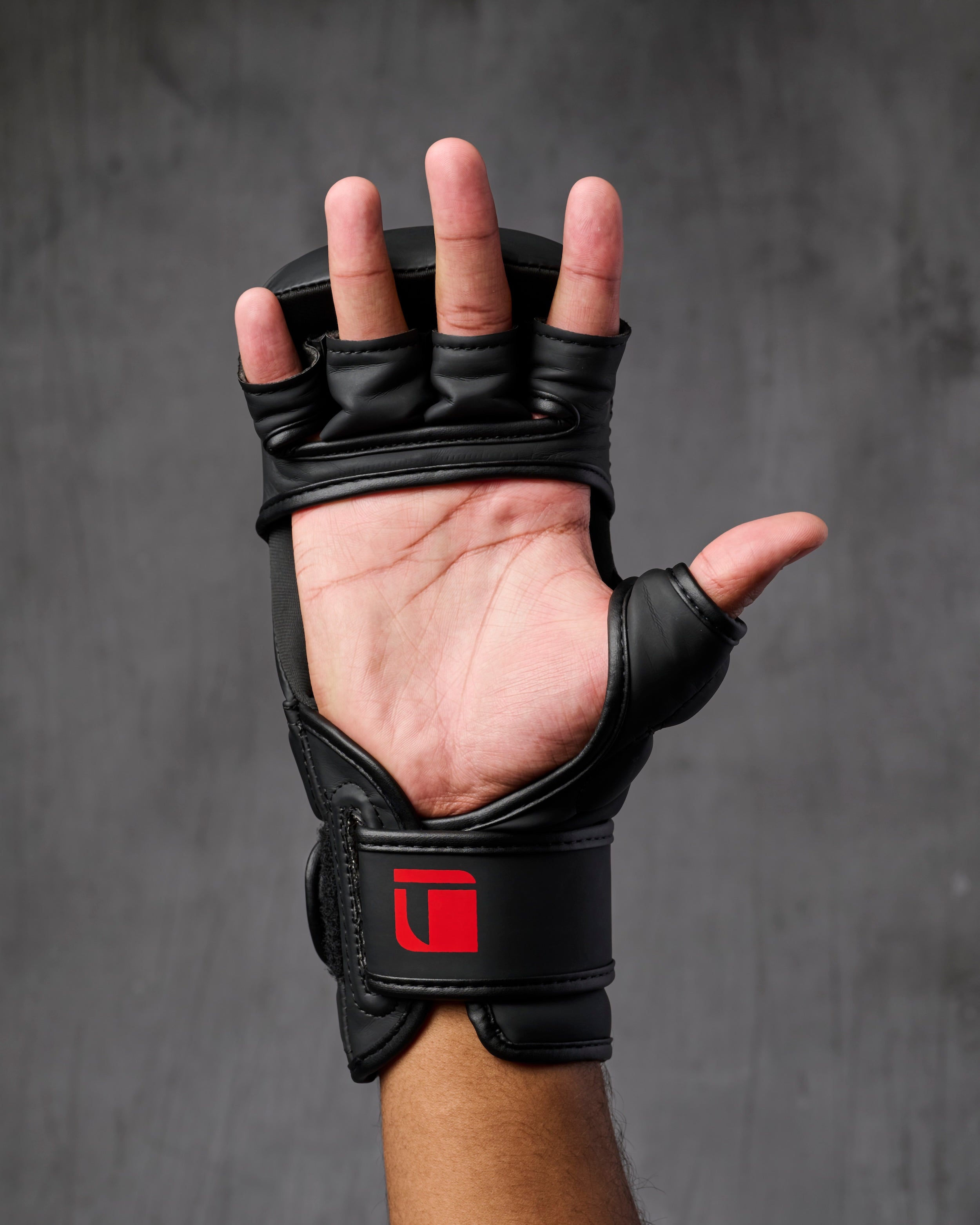 Battle MMA Gloves - Premium Training & Sparring Gloves for Fighters - Ideal for MMA, Boxing, and Martial Arts Training