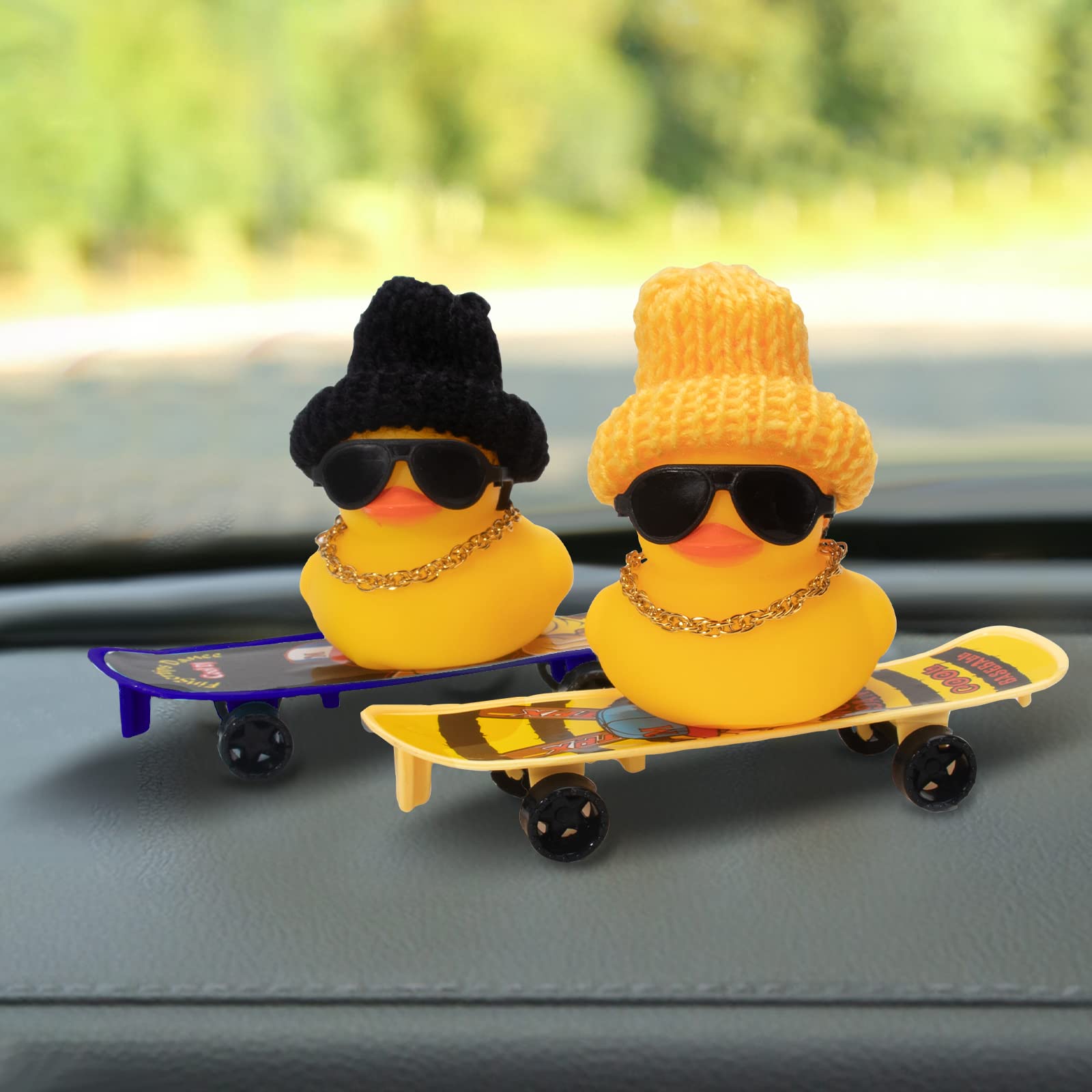Wonuu Car Duck Ornament - Rubber Duck Dashboard Decoration with Mini Hat, Necklace, Sunglasses, Chair & Skateboard - Perfect for Car Interior Accessories and Fun Dashboard Decor