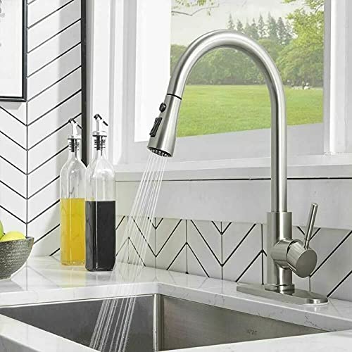 Brushed Nickel Single Hole Kitchen Faucet with Pull Down Sprayer - Single Lever Swivel Mixer Tap for Sink, Stainless Steel Water-Saving Design - Perfect for Modern Kitchens, Cooking & Dishwashing