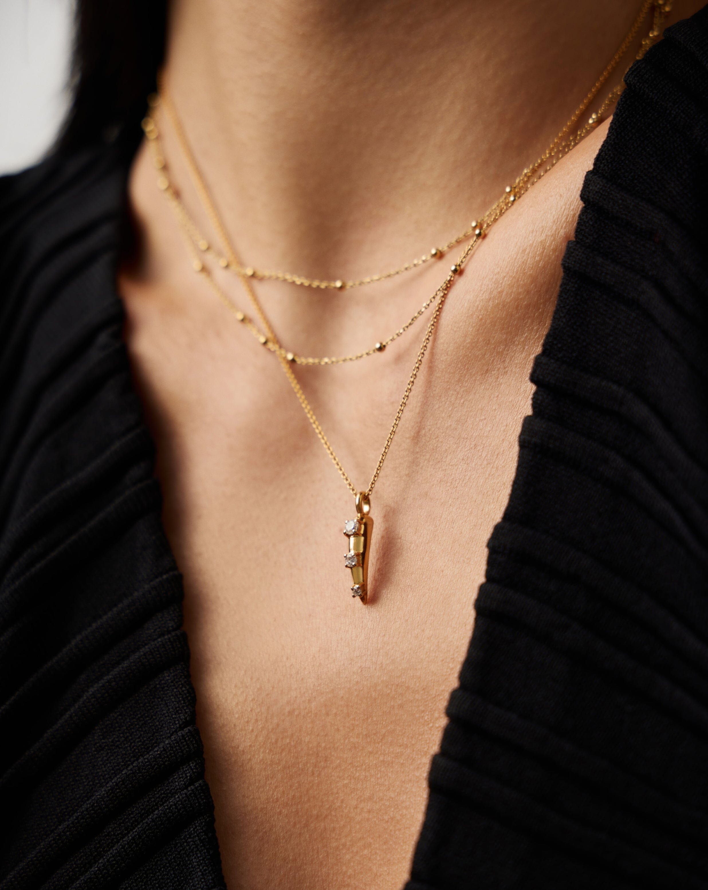 Claw Studded Pendant Necklace for Women - Gothic Punk Jewelry - Perfect for Parties, Concerts & Everyday Fashion