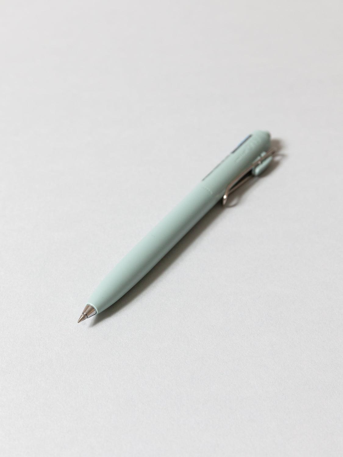 Uni-Ball One Gel Pen - Smooth Writing, No-Smear Ink - Perfect for Office, School & Note-Taking (Black Ink, 0.7mm)