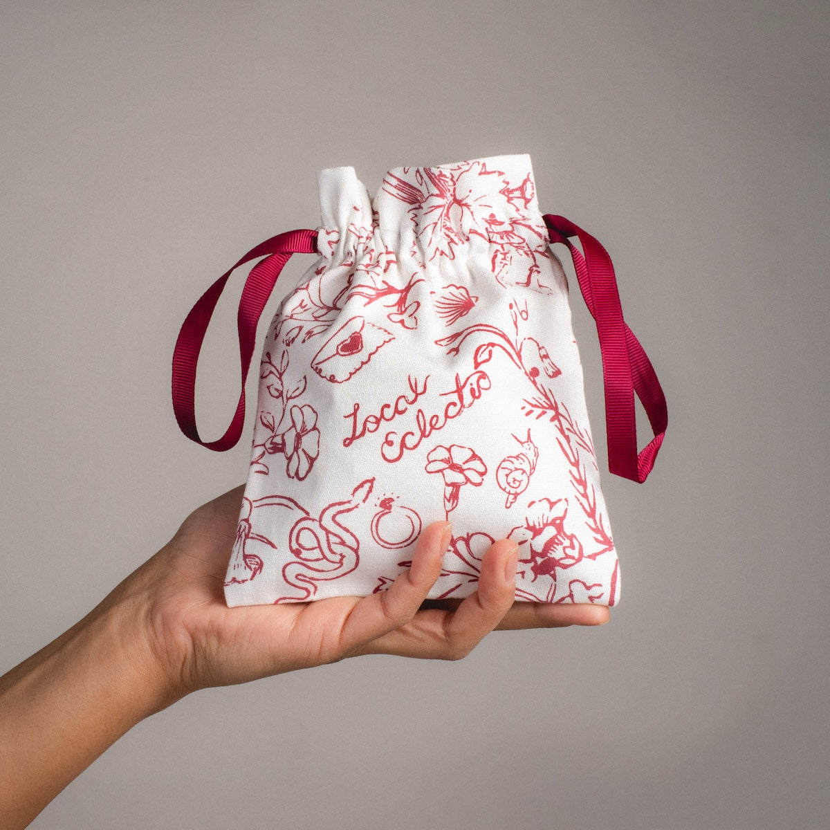 Soft Cotton Jewelry Pouch for Necklaces & Rings - Travel Organizer, Gift Box & Storage Bag for Earrings, Bracelets & Accessories