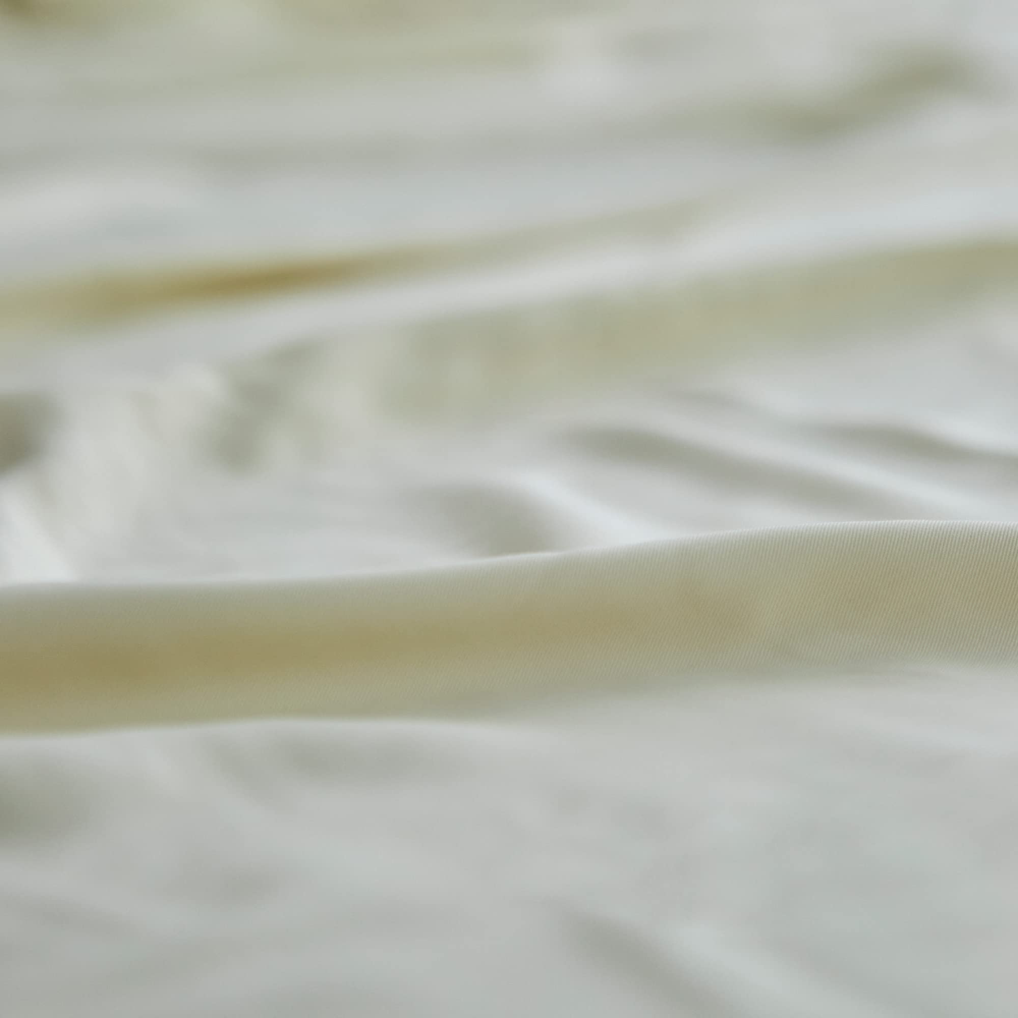 Bamboo Bay 4-Piece Queen Size Sheet Set - 100% Bamboo Viscose, Breathable & Ultra Soft Cooling Bed Sheets for Hot Sleepers - Deep Pocket Fits 16