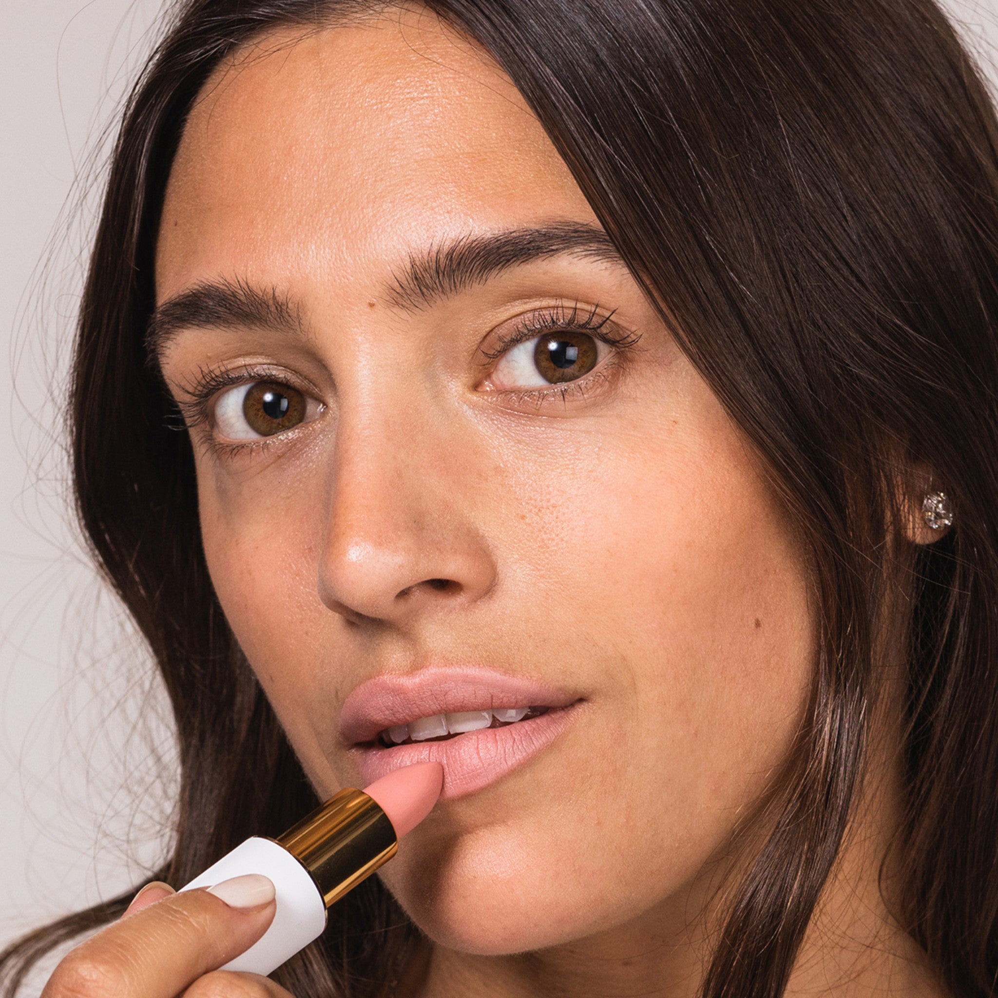 Full Bloom Sculpted Lipstick - Long Lasting Matte Lipstick with Hydrating Formula, Vegan & Cruelty-Free - Perfect for Everyday Wear, Date Night, and Special Occasions