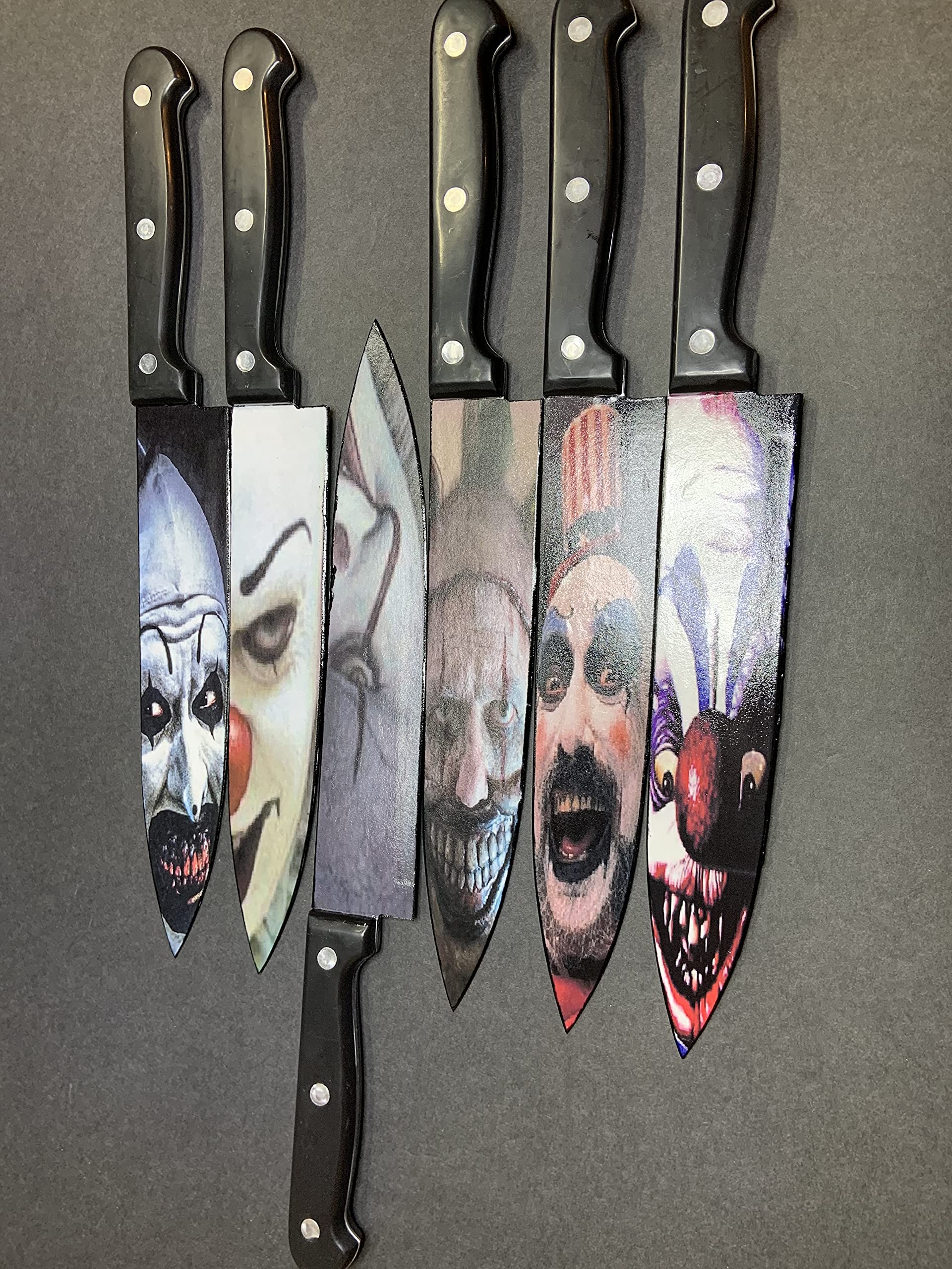 Scary Clown Horror Collection - 6-Piece Stainless Steel Kitchen Knife Set for Halloween & Horror Themed Parties