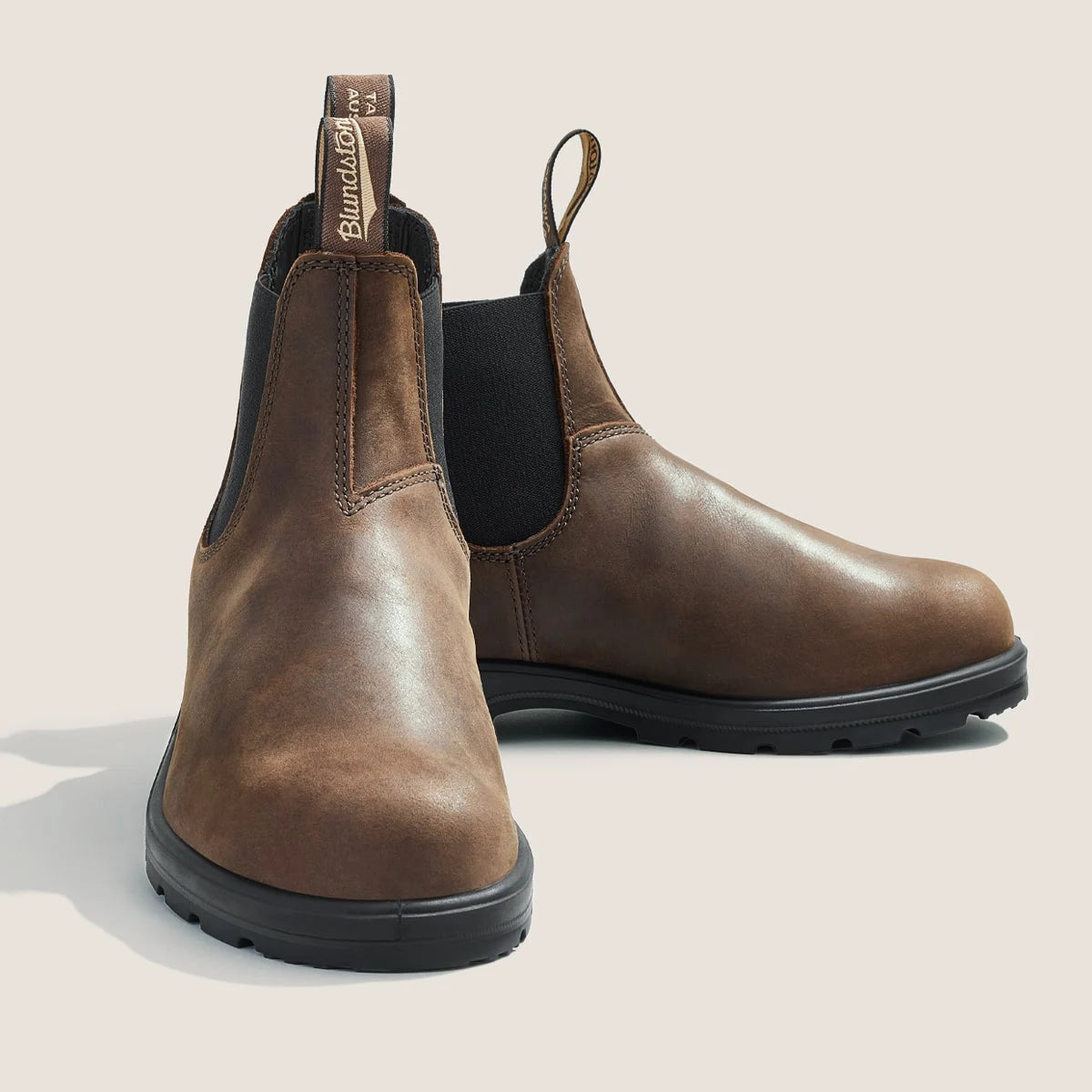 Blundstone Women's 1609 Classics Chelsea Boots - Waterproof Leather Ankle Boots for Women, Comfortable Slip-On Winter Boots in Antique Brown | Perfect for Outdoor Hiking, Work & Casual Wear