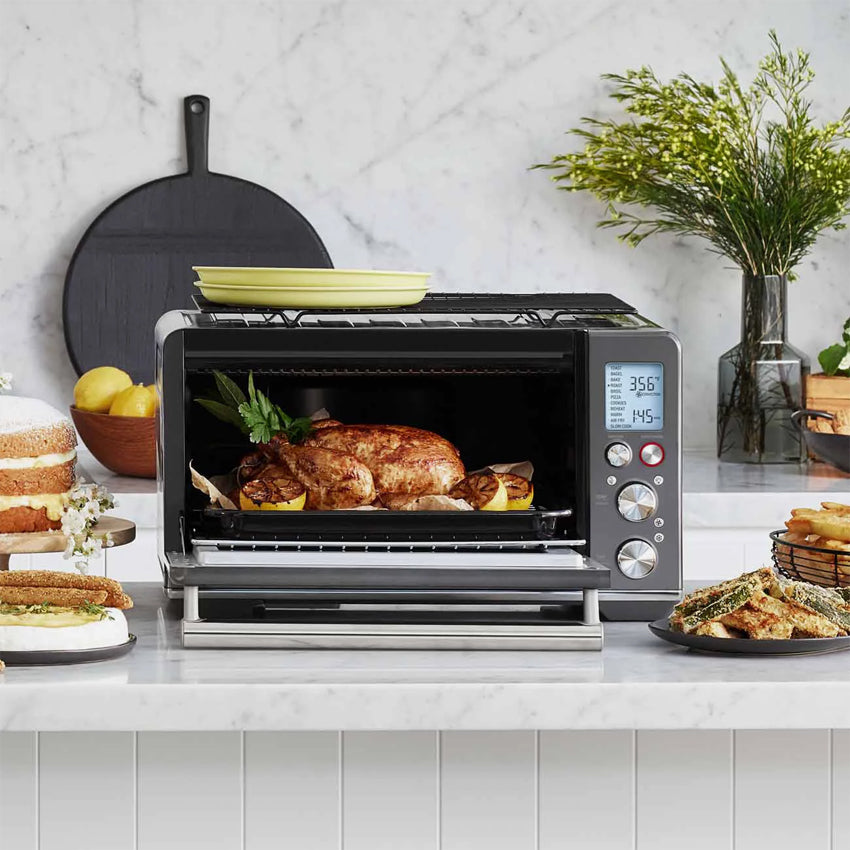 Breville Smart Oven Air Fryer Pro | Countertop Convection Toaster Oven with 13 Cooking Functions | Perfect for Baking, Roasting, Air Frying & More | Ideal for Small Kitchens & Home Chefs