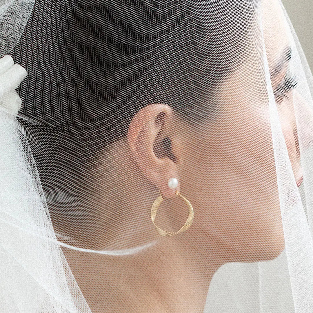 Abigail Hoops - Stylish and Comfortable Hoop Earrings for Women | Perfect for Everyday Wear, Parties, and Gifts