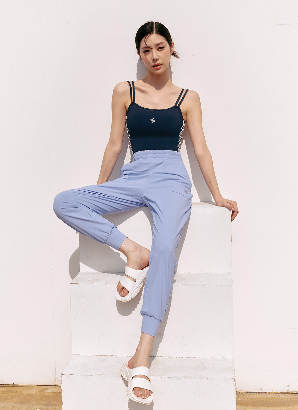 Medium Feather In Band Jogger Pants - Women's Lightweight Athletic Lounge Pants for Yoga, Running & Casual Wear