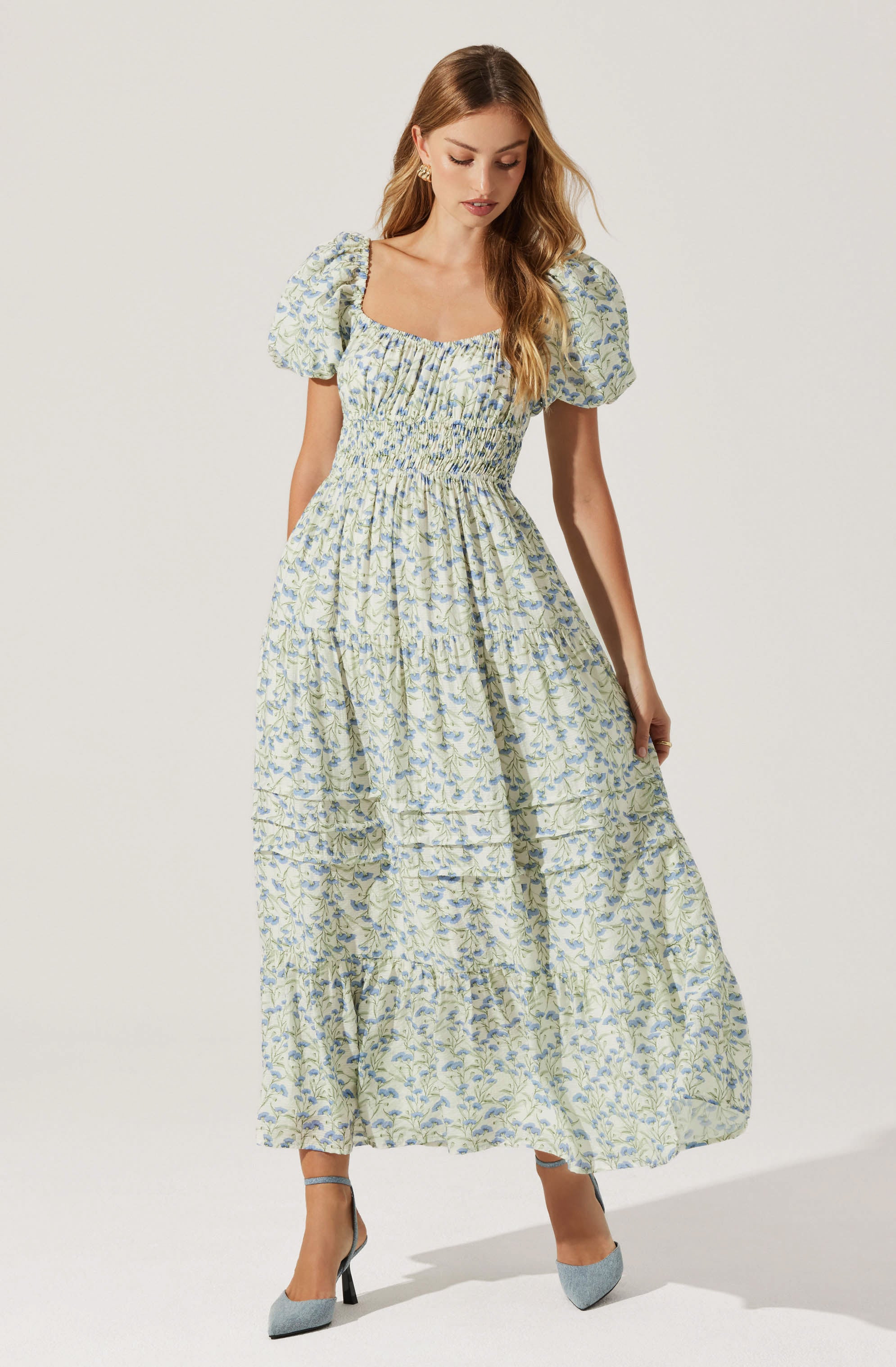 Floral Print Tiered Maxi Dress for Women - Elegant Summer Beach Wedding Party Dress - Perfect for Vacations, Date Nights & Special Occasions