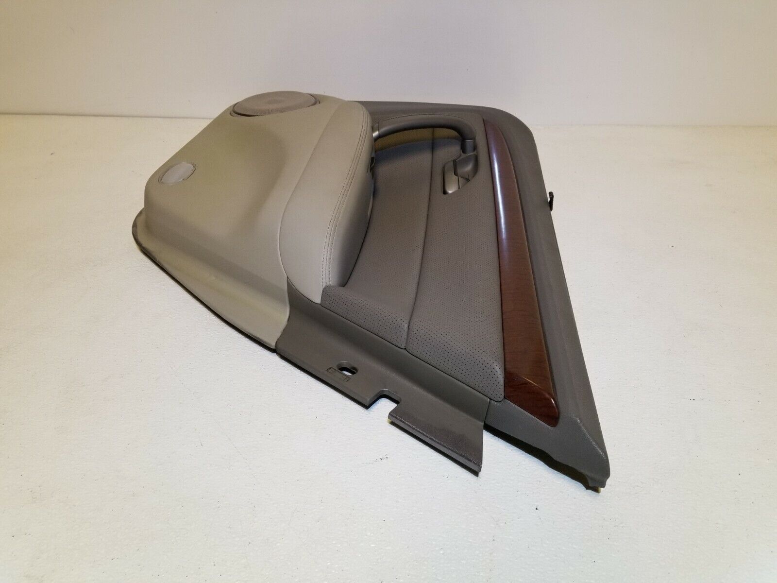 2005-2008 Acura RL Rear Passenger Door Trim Panel - Genuine OEM Replacement Part for Interior Door Repair | Perfect for Car Restoration & DIY Auto Maintenance