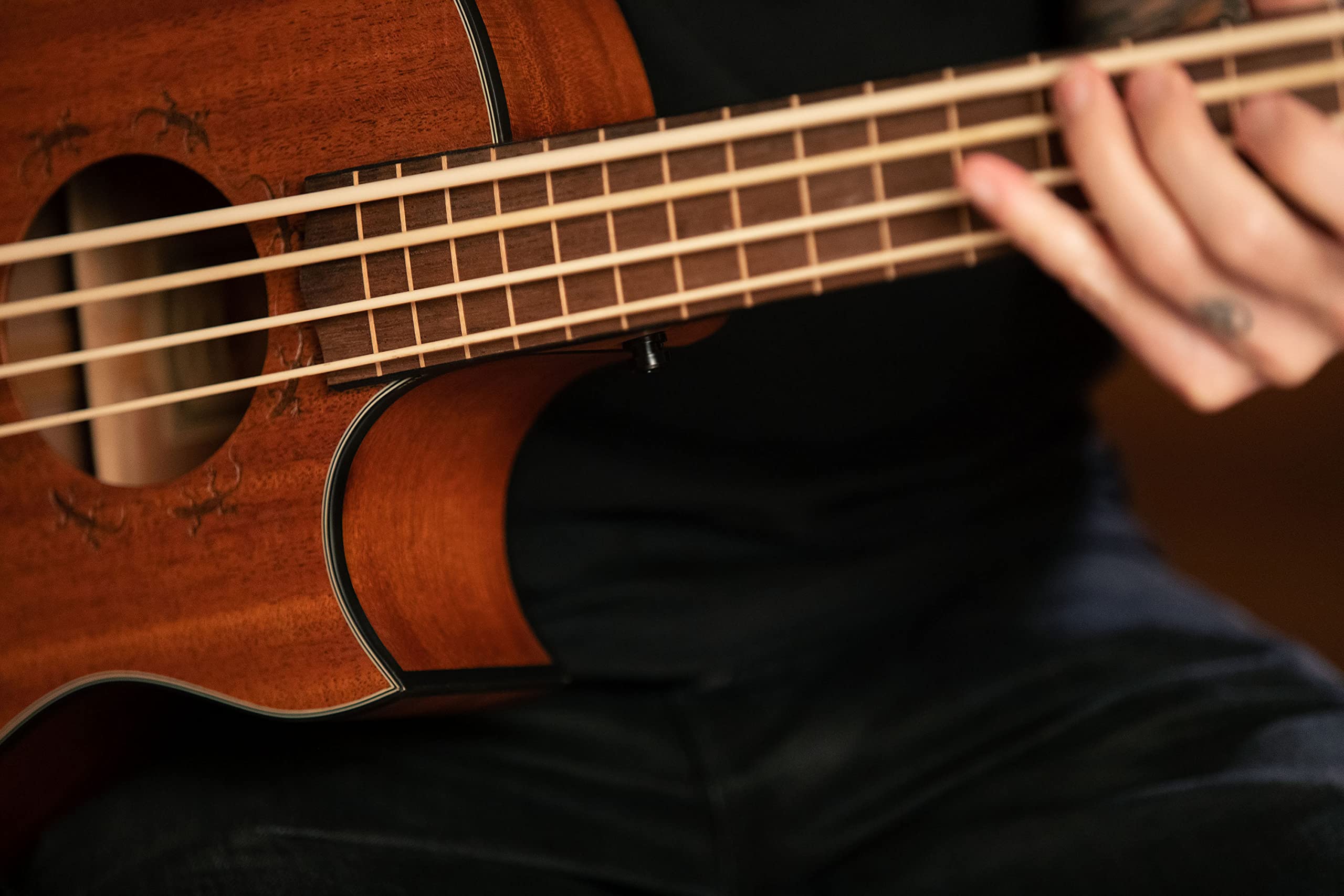Ortega LIZZY-PRO Mahogany Bass Guitar - Professional Electric Bass for Musicians & Performers | Perfect for Live Gigs, Studio Recording & Practice Sessions