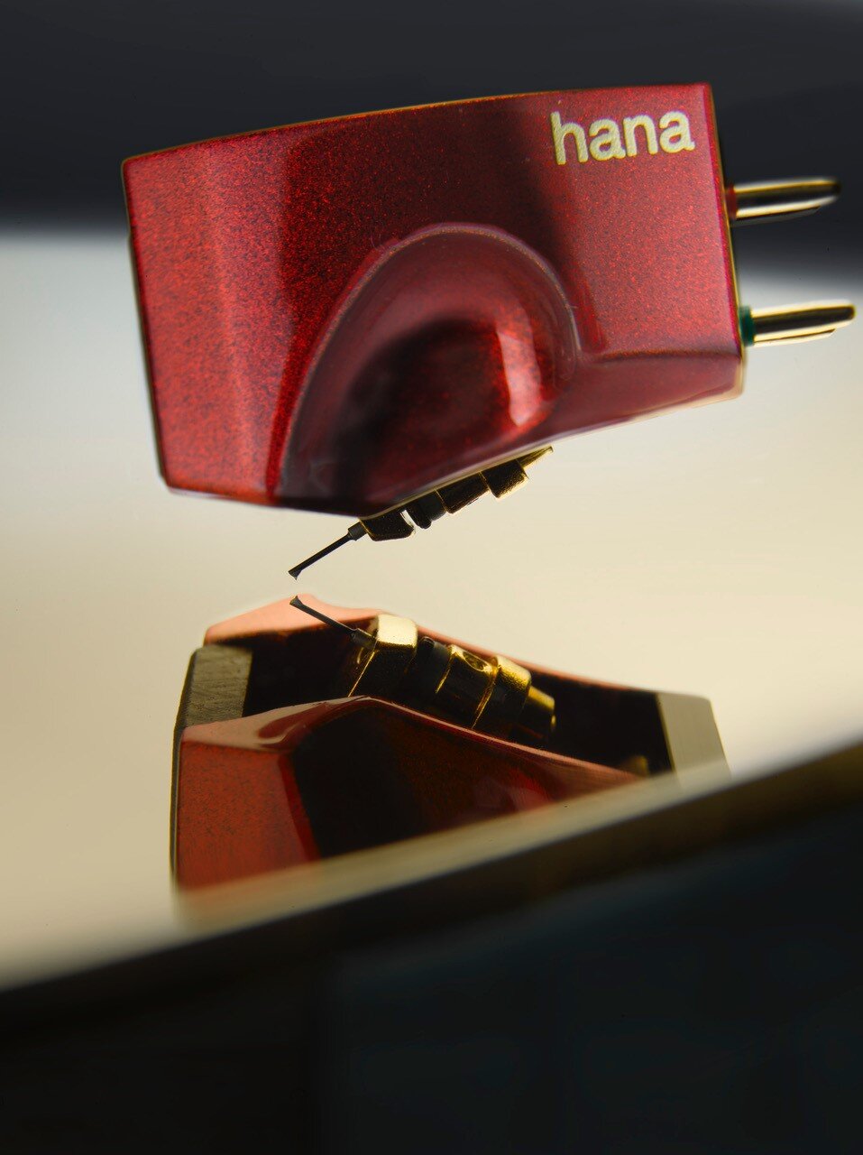 Hana Umami Red Moving Coil Cartridge - High-Performance Phono Cartridge for Turntables - Perfect for Audiophiles & Vinyl Record Enthusiasts