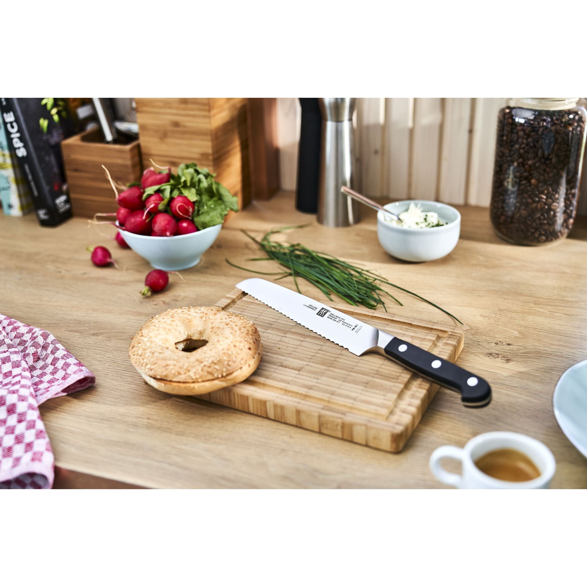 ZWILLING Pro 8-Inch Bread Knife - Ultra Sharp German Stainless Steel Blade for Slicing Bread, Cakes & Pastries - Perfect for Home Bakers & Professional Chefs (Model 1002800)