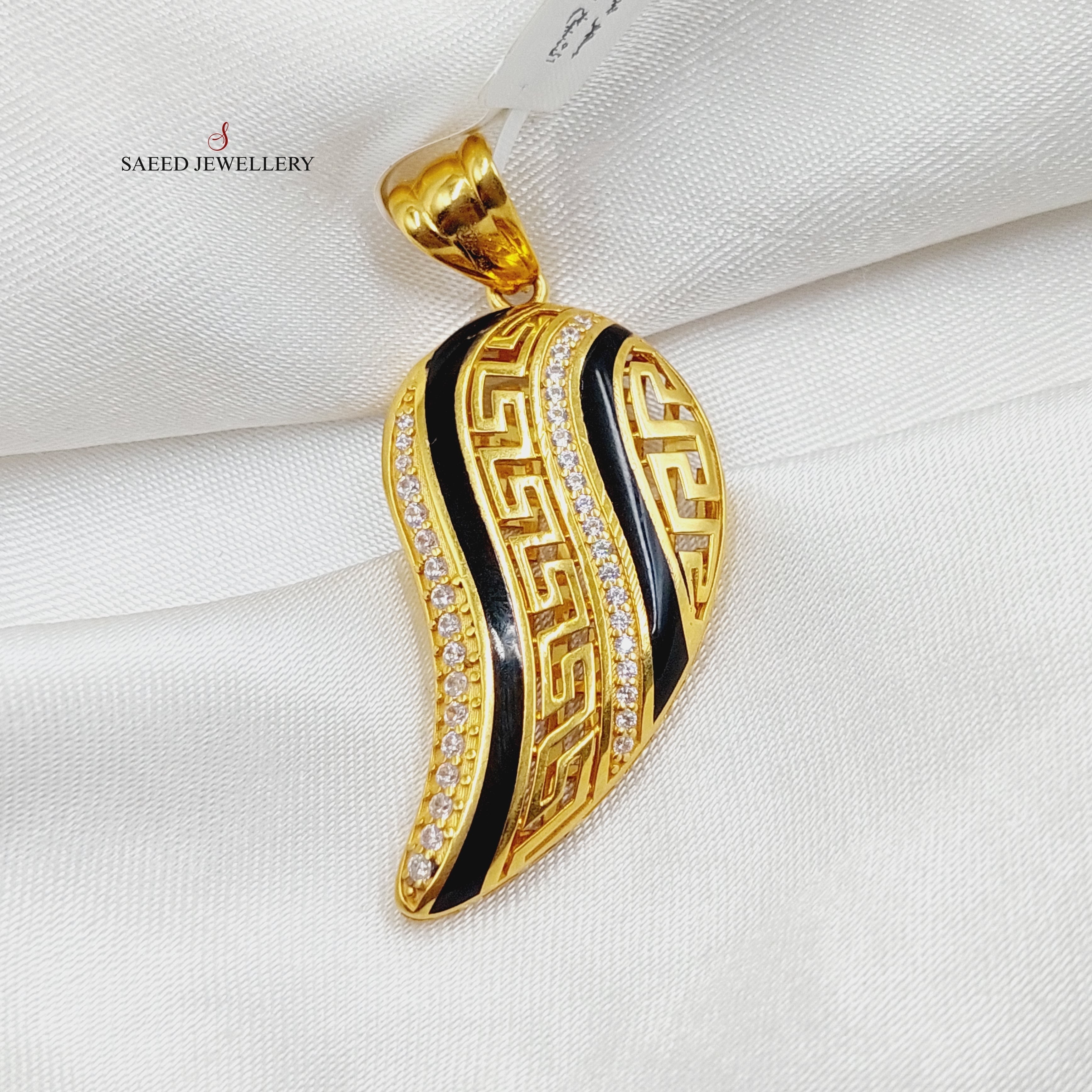 Exquisite Enameled & Zircon Studded Almond Pendant Necklace - Elegant Jewelry Gift for Women, Perfect for Parties, Weddings & Special Occasions