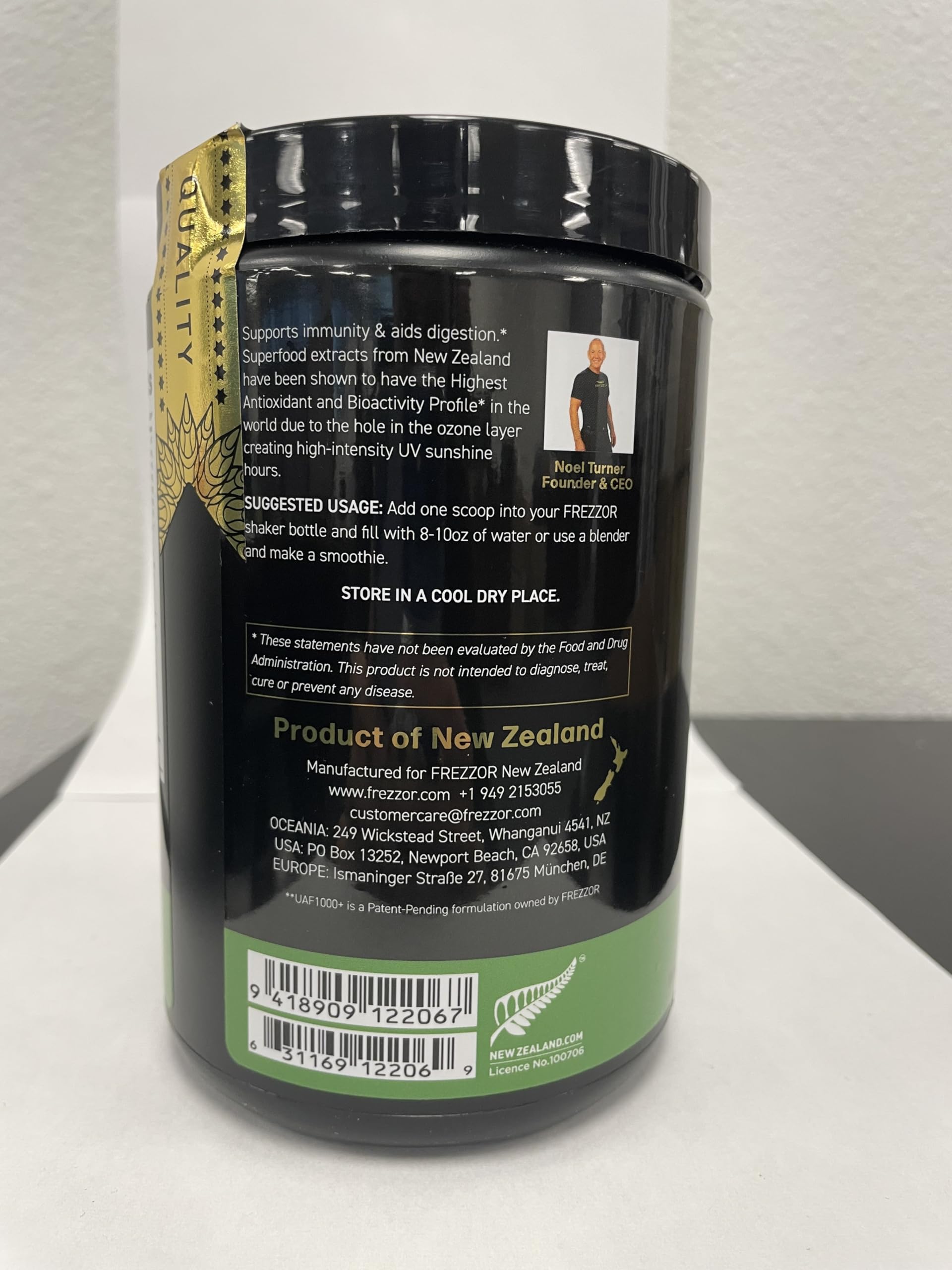 FREZZOR Super Greens Powder with UAF1000+ | All-Natural New Zealand Green Fruit & Vegetable Supplement | High ORAC Antioxidants, Enzymes | Energy Boost, Detox & Cleanse | 900g (90 Servings, 3 Jars) | Perfect for Smoothies, Juices & Daily Wellness Routine