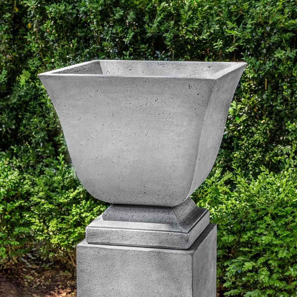 Campania International Shelbourne Large Outdoor Planter - Elegant Garden Decor for Patio, Porch & Backyard Landscaping