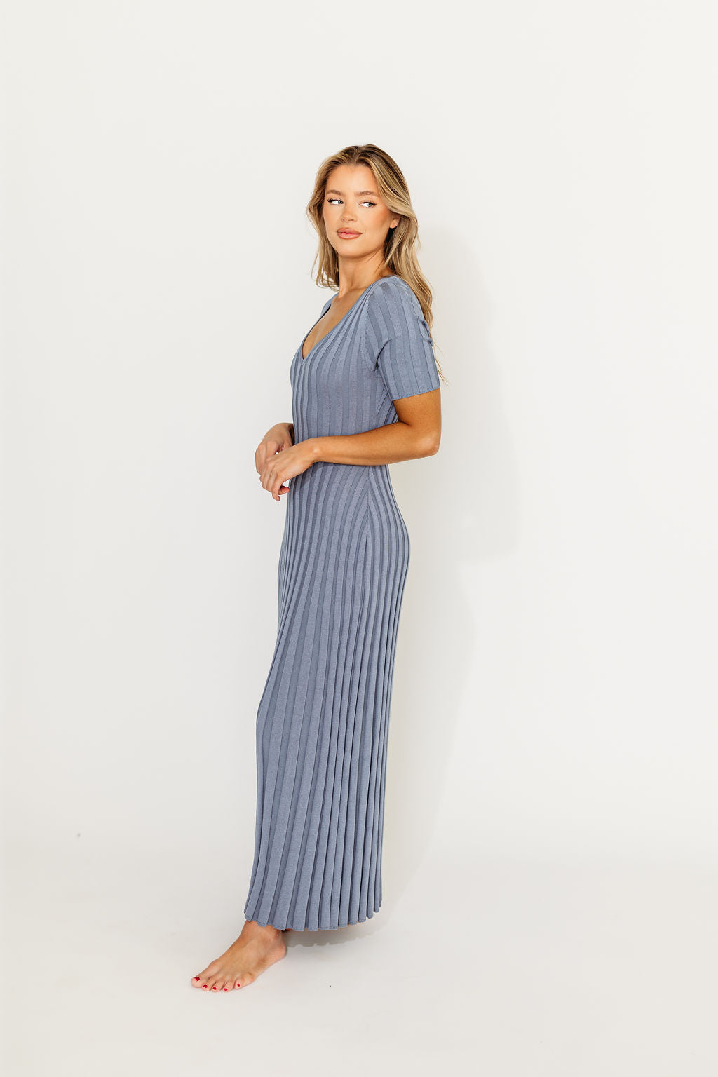 Oakley Ribbed Maxi Dress in Dusty Blue - Bump Friendly Maternity Dress for Pregnancy & Nursing | Perfect for Casual Outings, Baby Showers & Summer Events