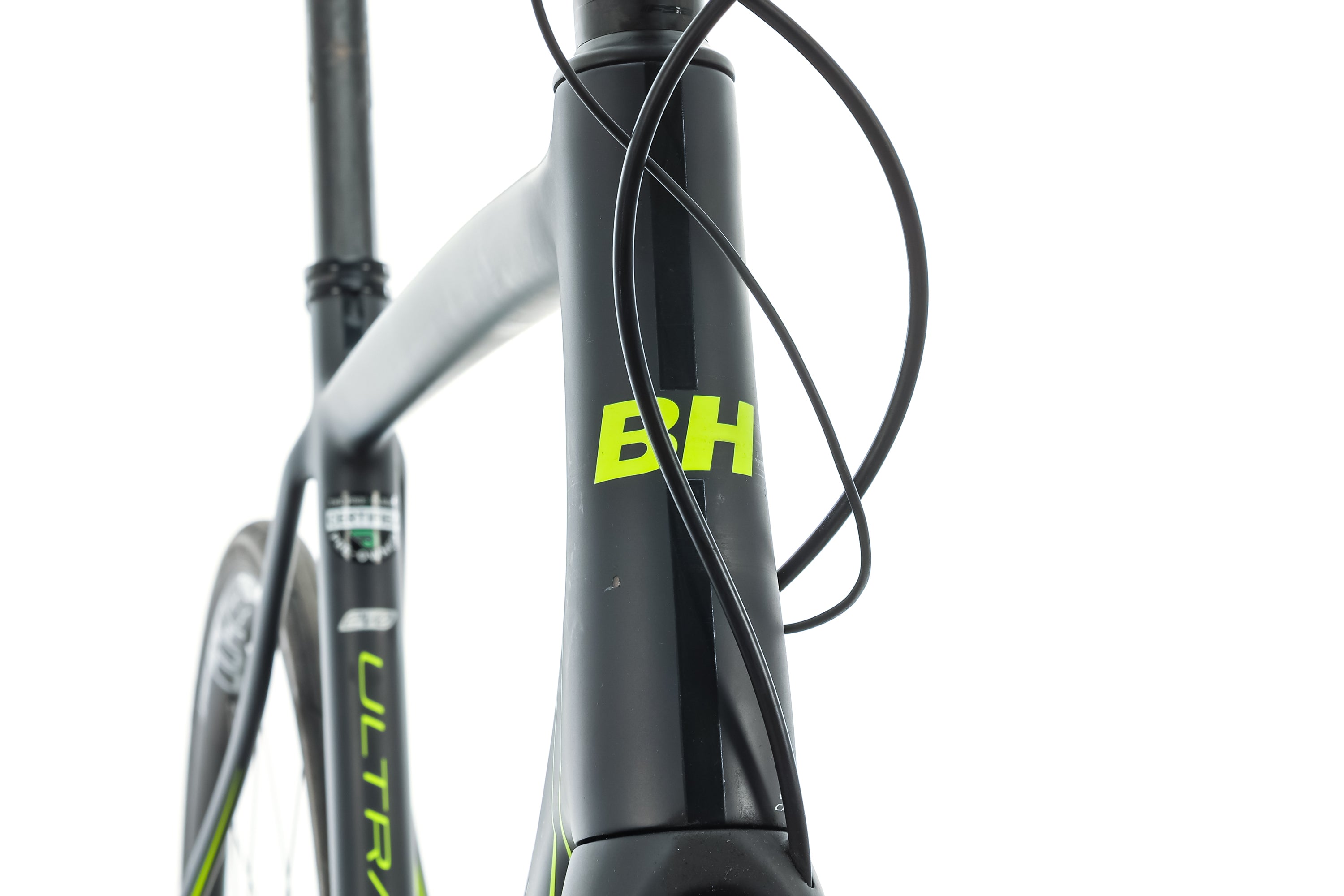 BH Bikes Ultralight Evo Disc Road Bike 2018 - X Large Size, Lightweight Carbon Frame, Disc Brakes for High-Speed Performance - Perfect for Road Racing, Endurance Cycling & Commuting