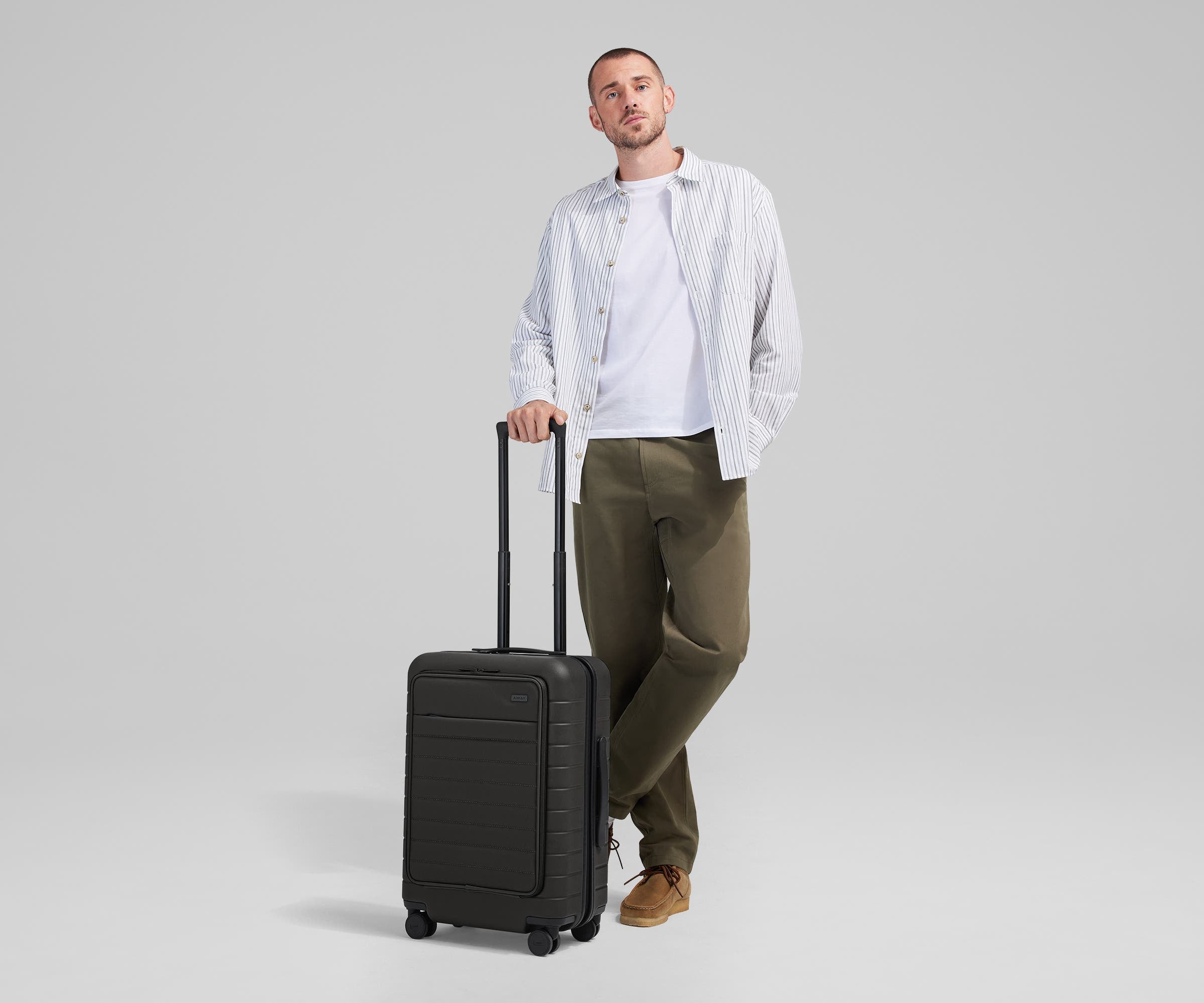 Executive Bigger Carry On Luggage in Jet Black - Perfect for Business Travel & Weekend Getaways