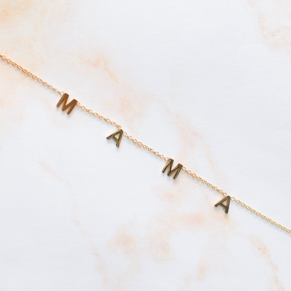 Personalized Mama Letter Necklace - Custom Name Pendant for Women - Perfect Gift for Mom, Mother's Day, Birthday & Anniversary - Ideal for Everyday Wear & Special Occasions